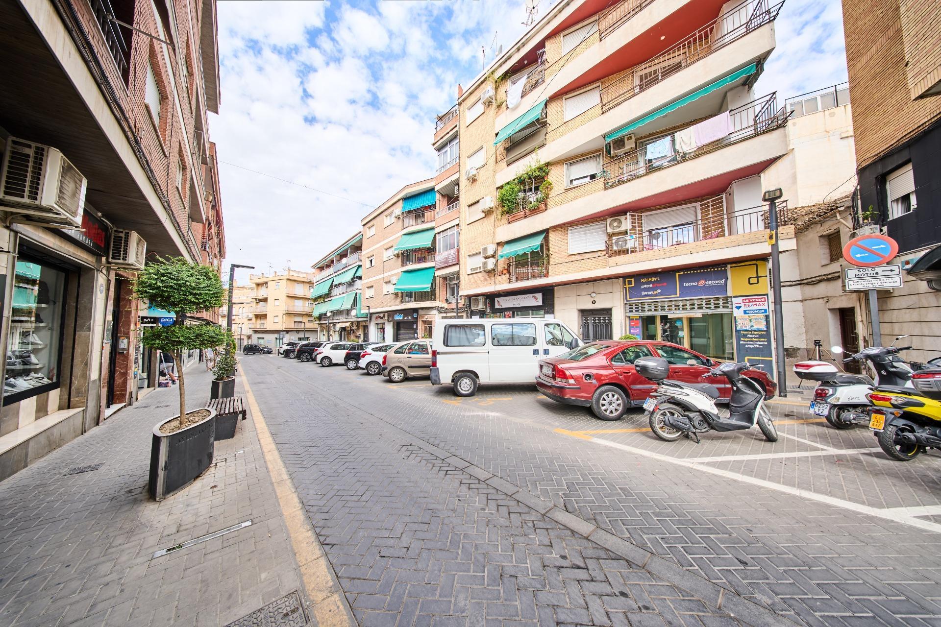 Business in Maracena