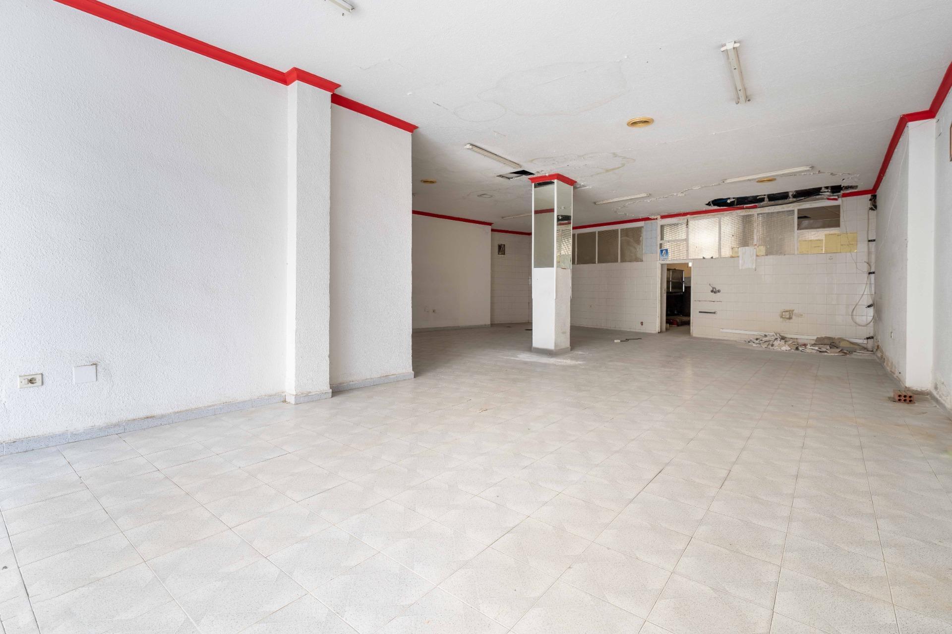 Locales-Venta-Baza-1865471-Foto-4