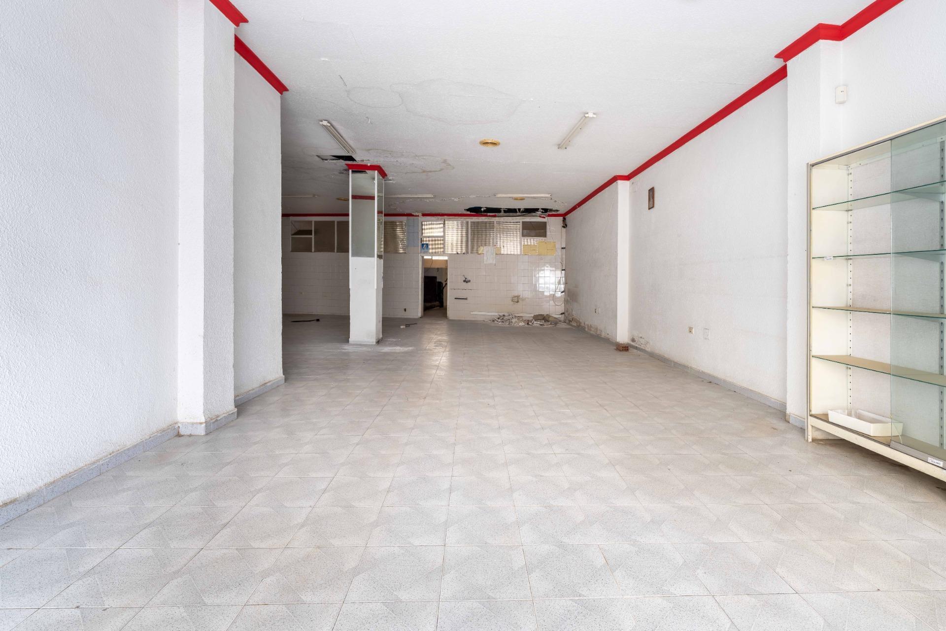 Locales-Venta-Baza-1865471-Foto-5