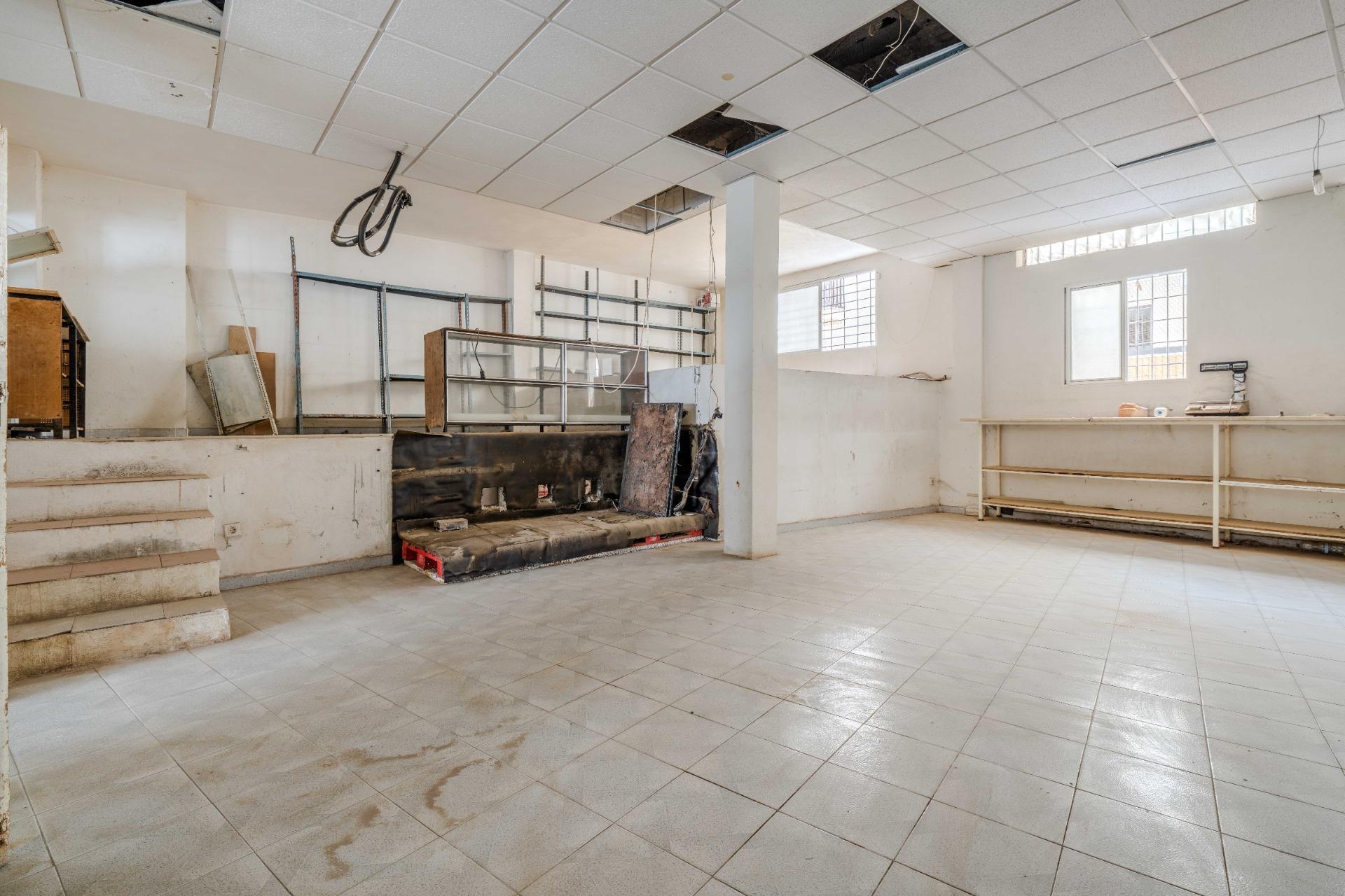 Locales-Venta-Baza-1865471-Foto-9