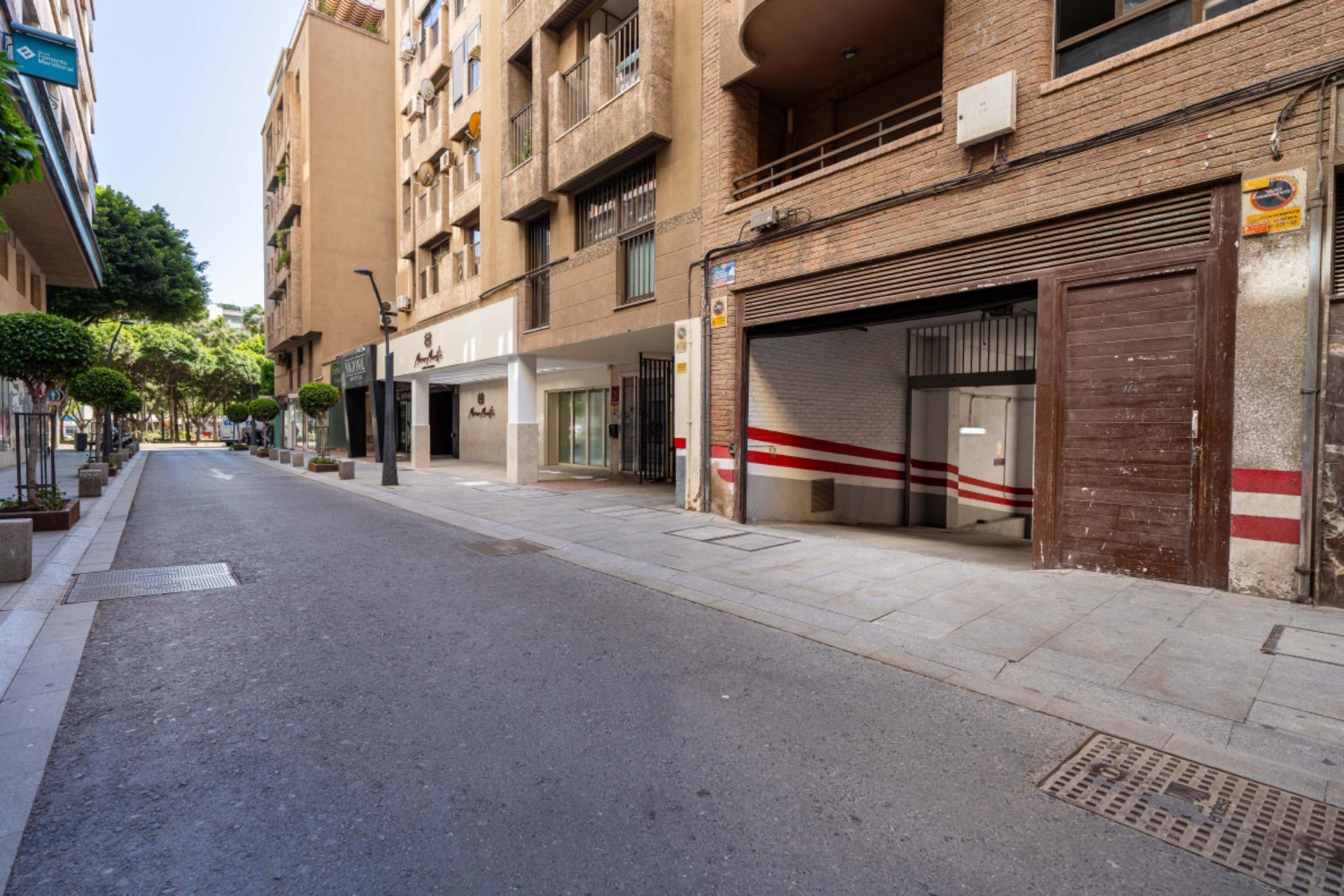 Garajes-Venta-AlmerÃ­a-1865561-Foto-8