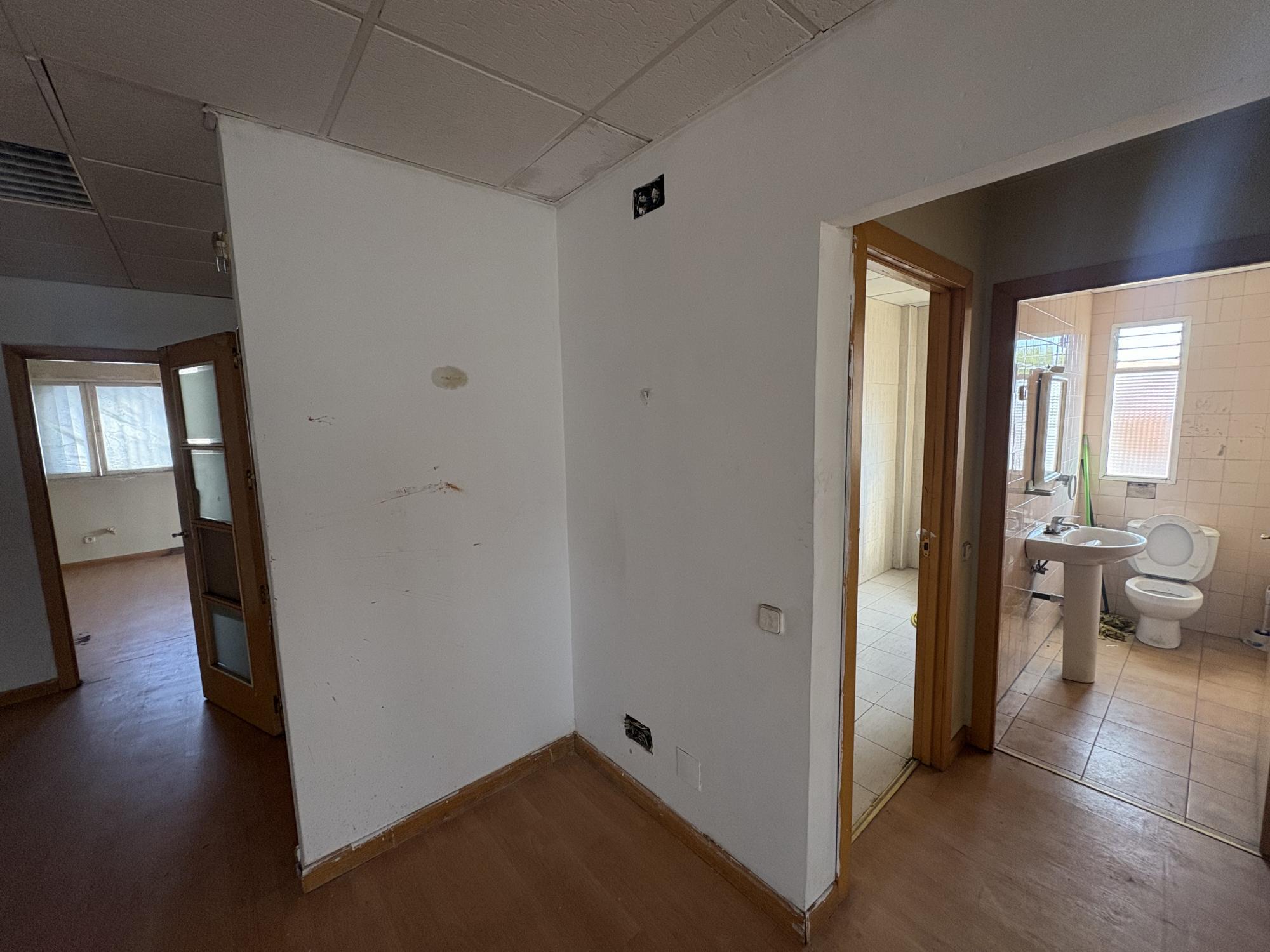 Naves-Venta-Torres de la Alameda-1865591-Foto-23