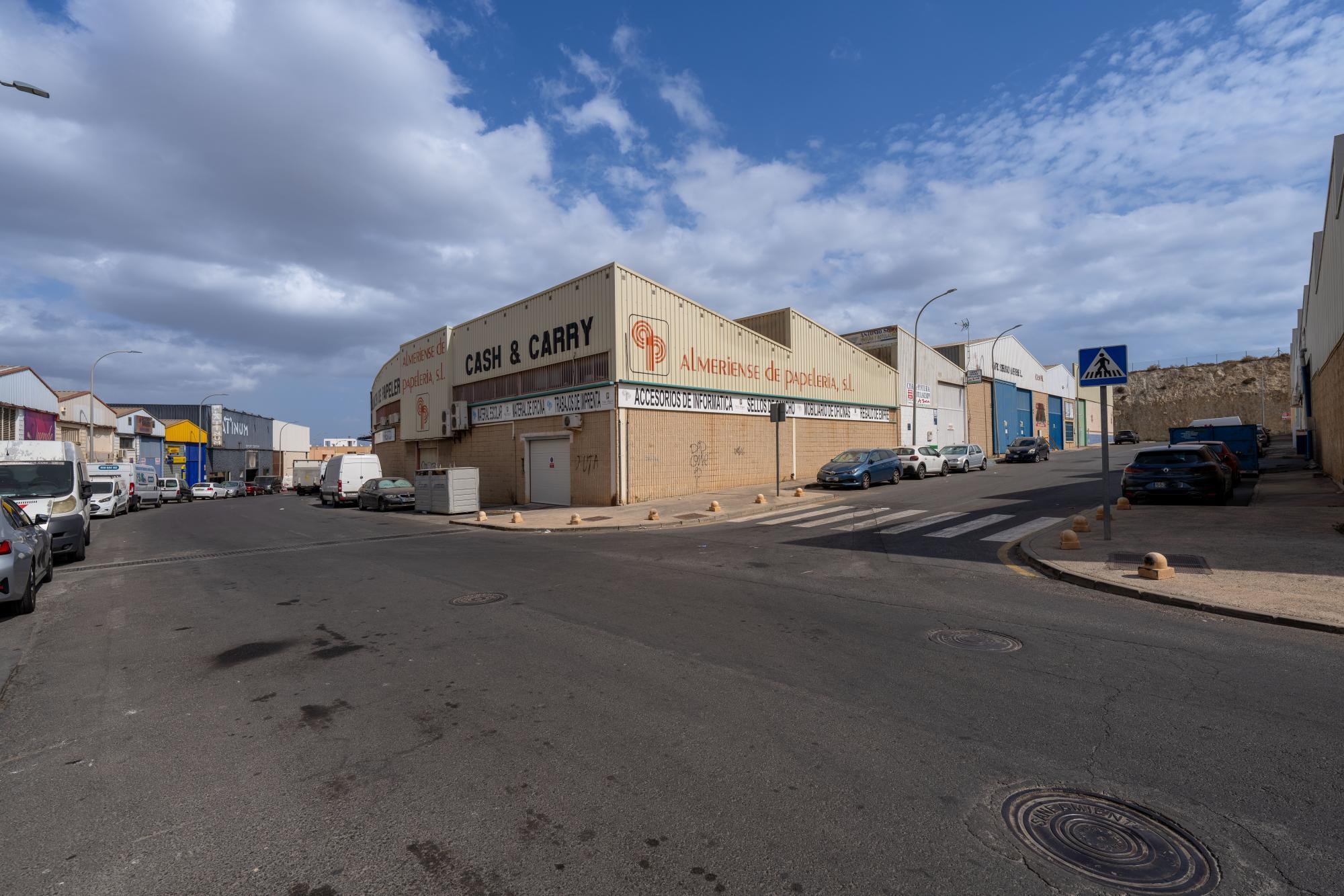 Naves-Venta-AlmerÃ­a-1865636-Foto-3
