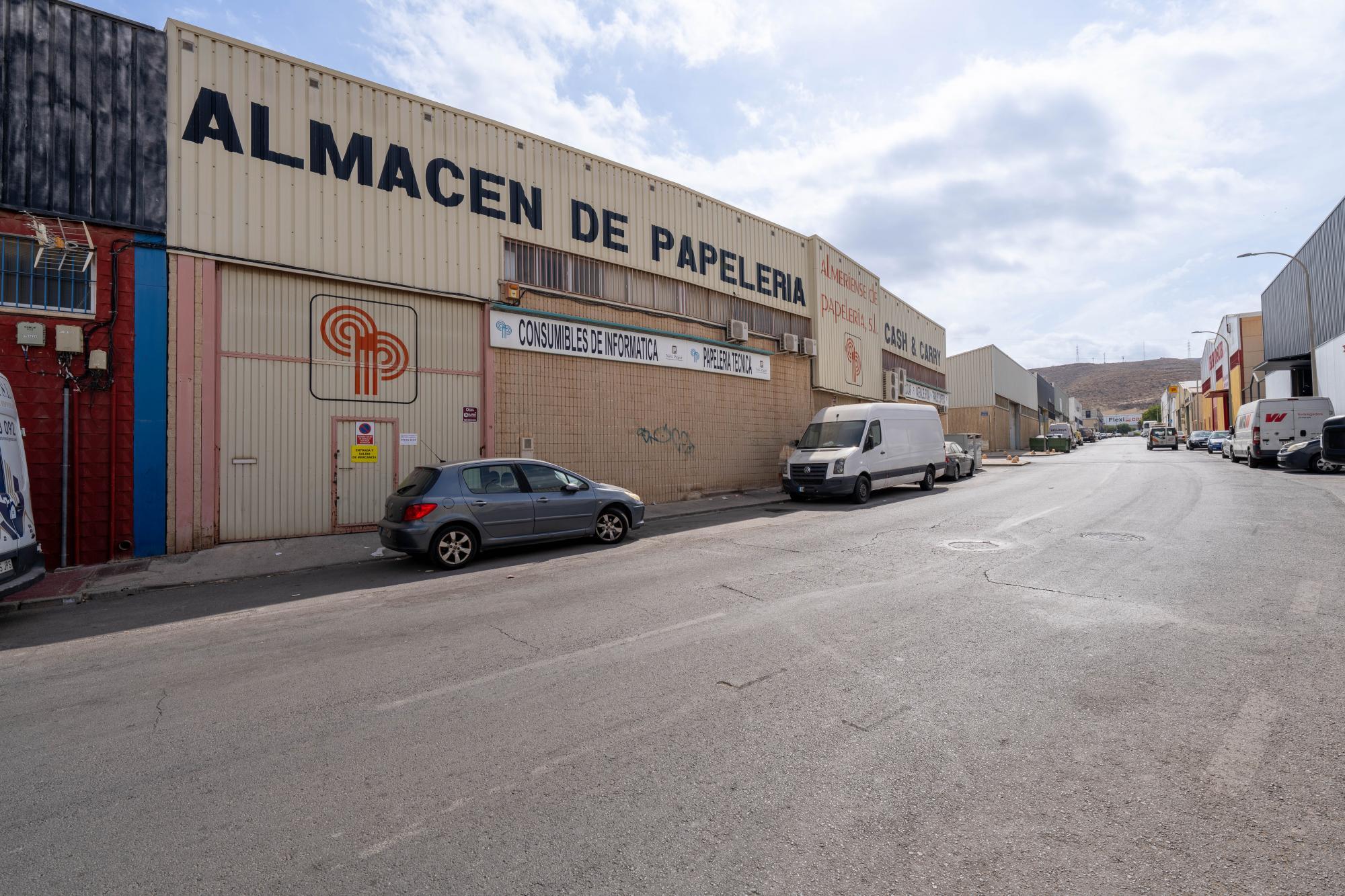 Naves-Venta-AlmerÃ­a-1865636-Foto-2