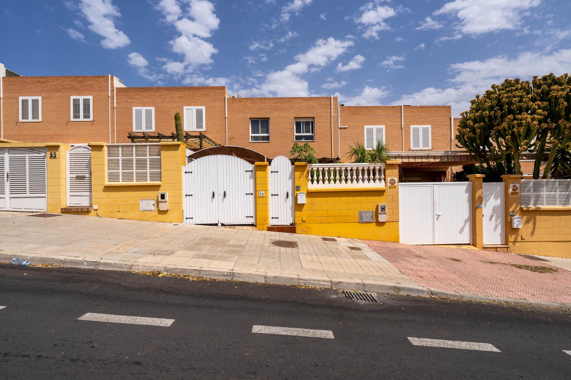 Pisos-Venta-AlmerÃ­a-1865663-Foto-2