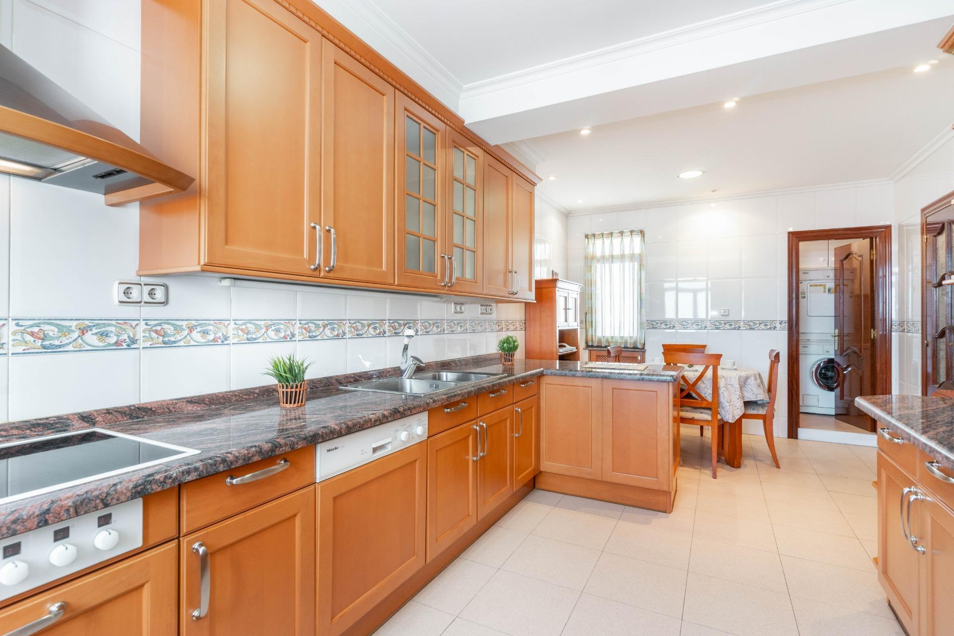 Pisos-Venta-Oviedo-1414465-Foto-5