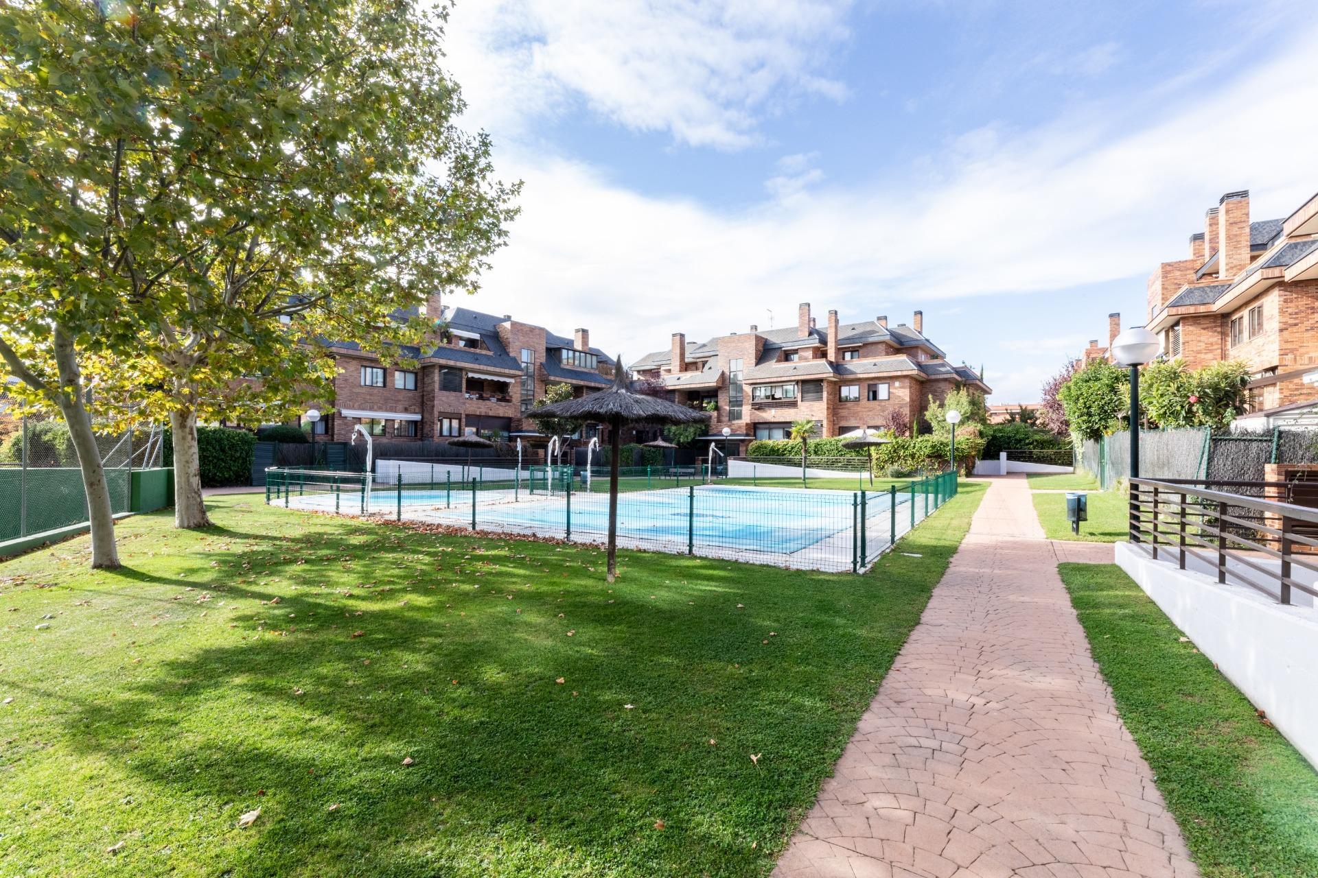 Pisos-Alquiler-Las Rozas de Madrid-1866490-Foto-3