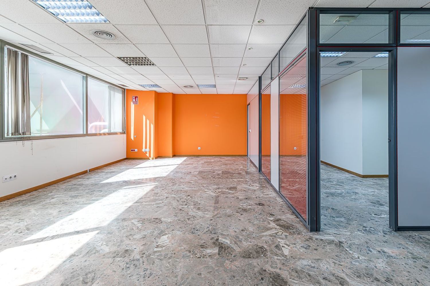 Oficinas-Venta-Madrid-1839809-Foto-4