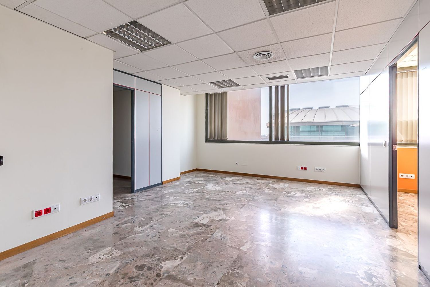 Oficinas-Venta-Madrid-1839809-Foto-9