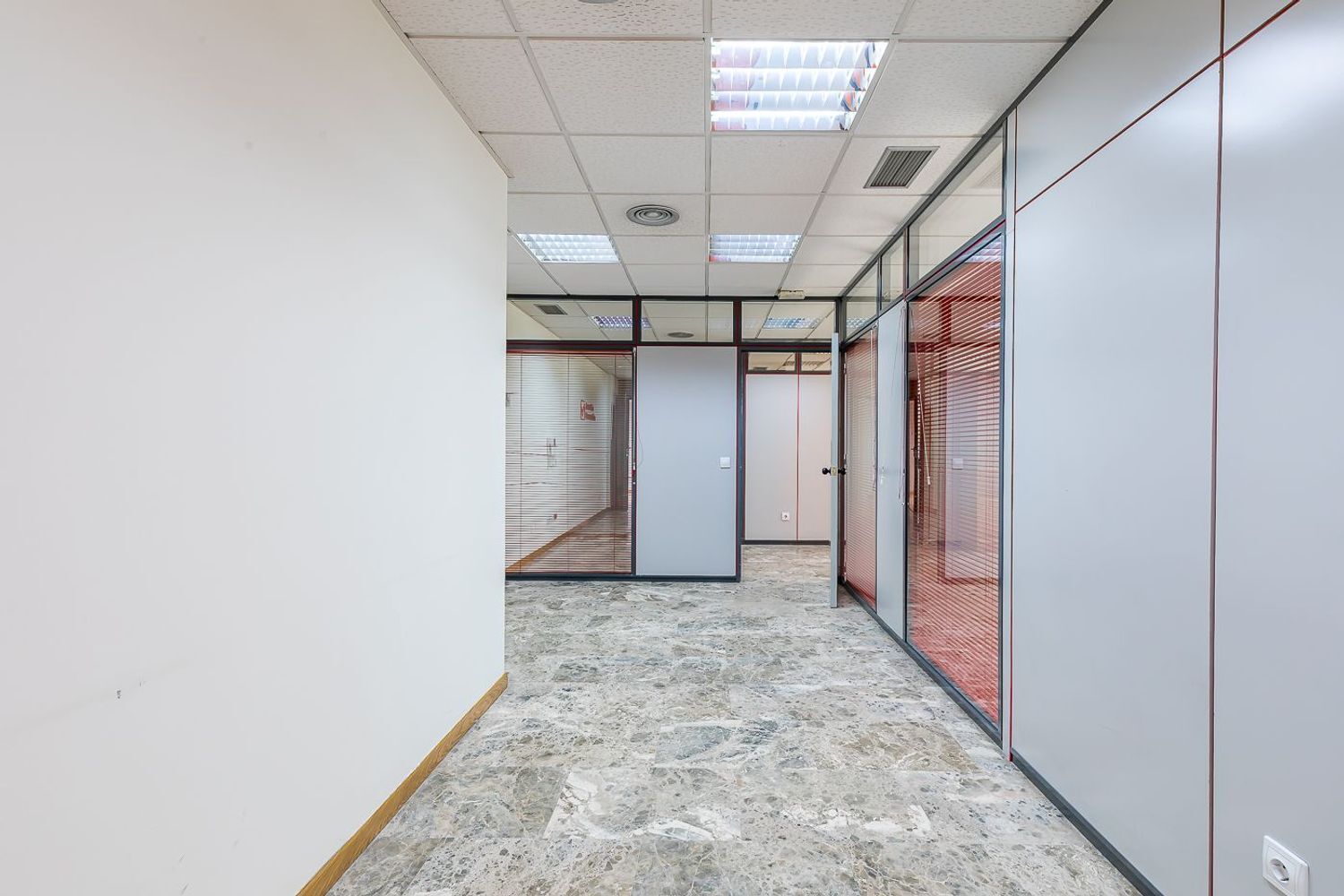 Oficinas-Venta-Madrid-1839809-Foto-16