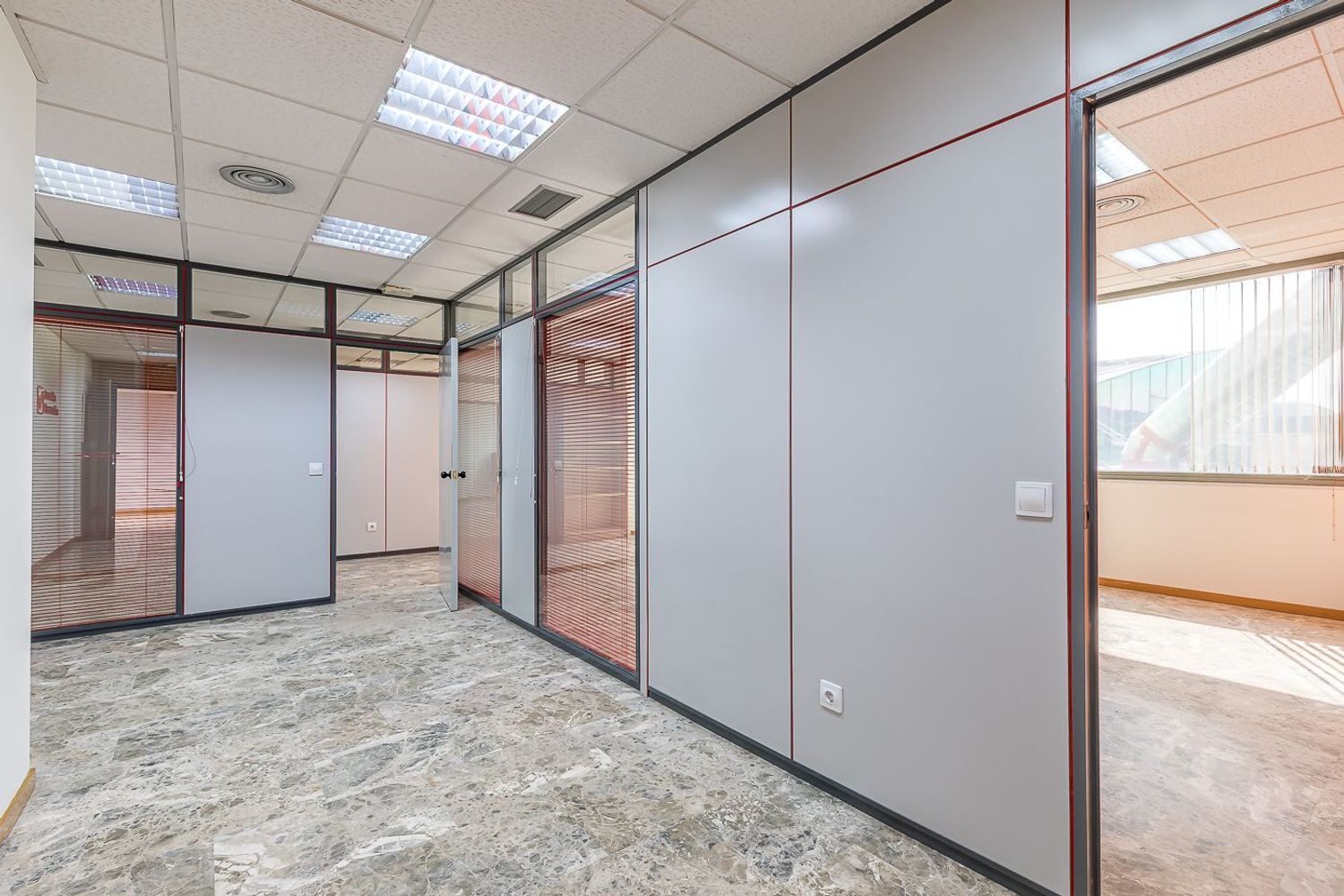 Oficinas-Venta-Madrid-1839809-Foto-17
