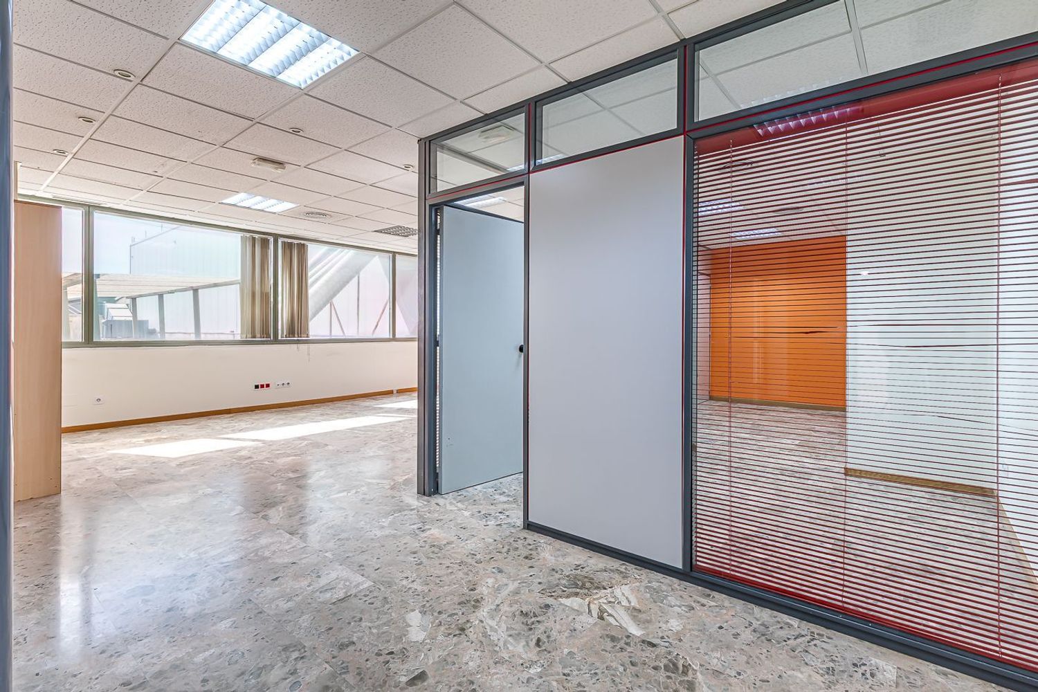 Oficinas-Venta-Madrid-1839809-Foto-18