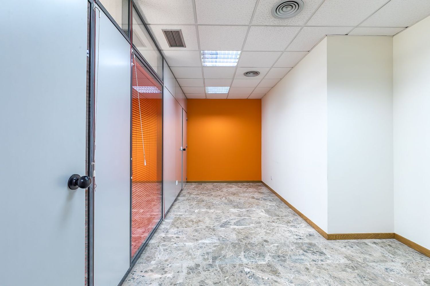 Oficinas-Venta-Madrid-1839809-Foto-19