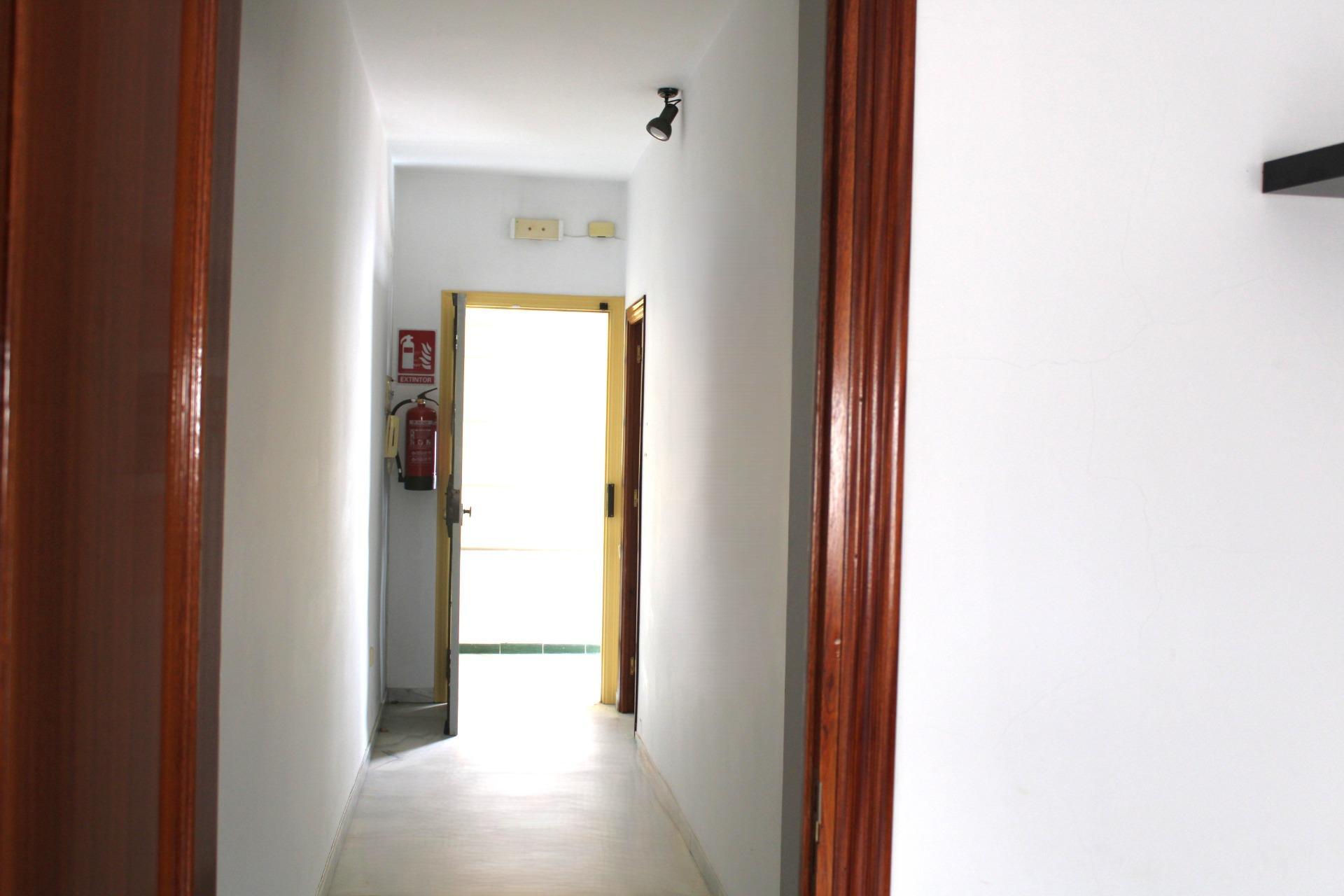 Oficinas-Venta-Dos Hermanas-1866508-Foto-13