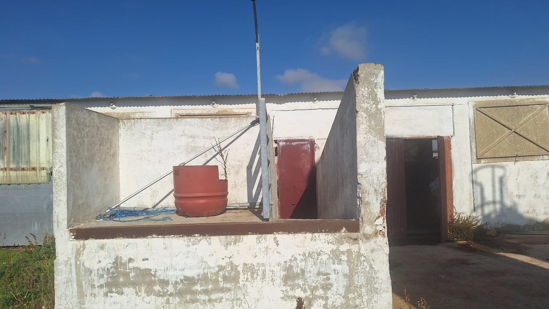 Naves-Venta-Quintanar de la Orden-1480156-Foto-20