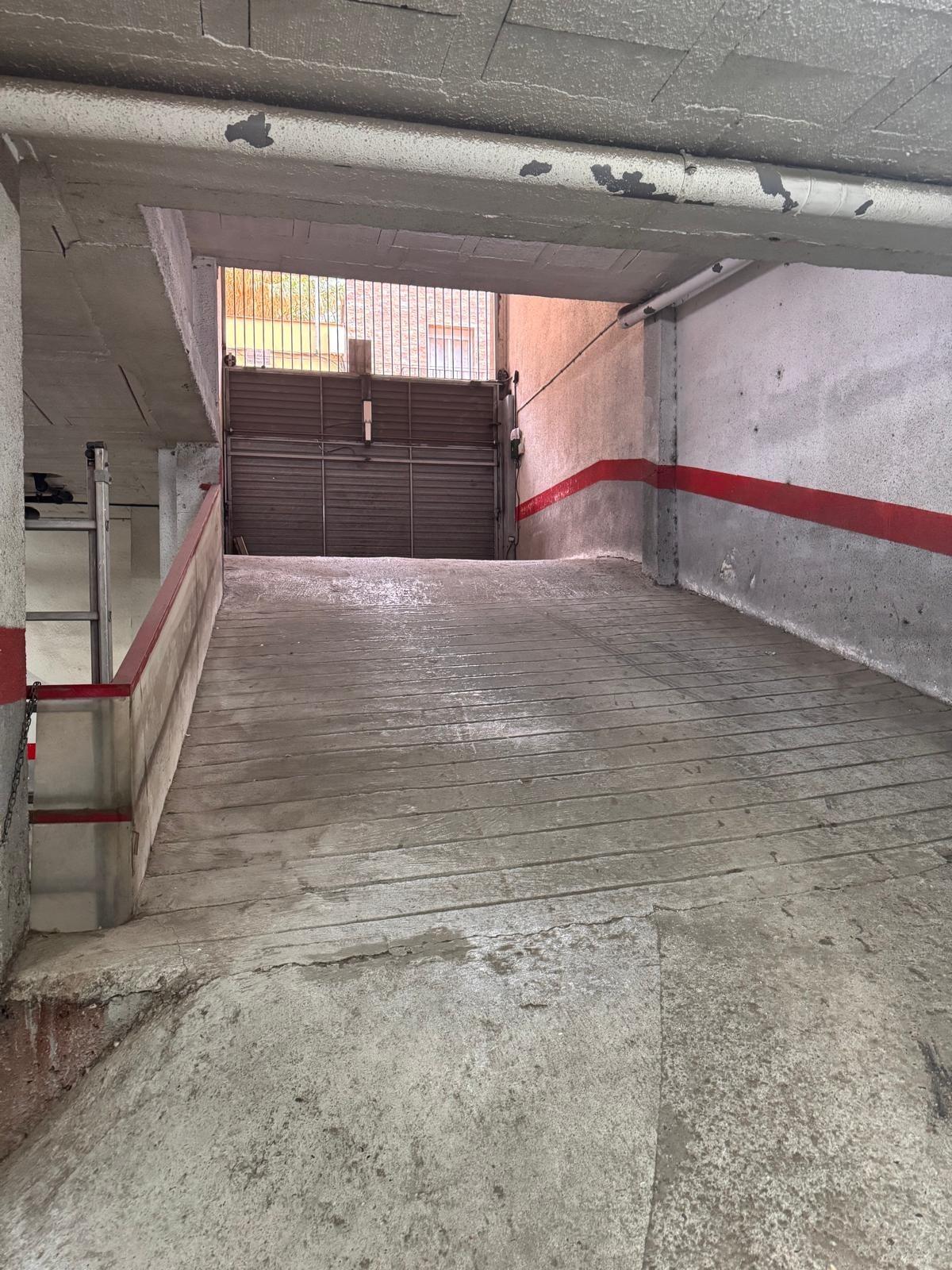 Garajes-Venta-Santa Coloma de Gramanet-1876897-Foto-3