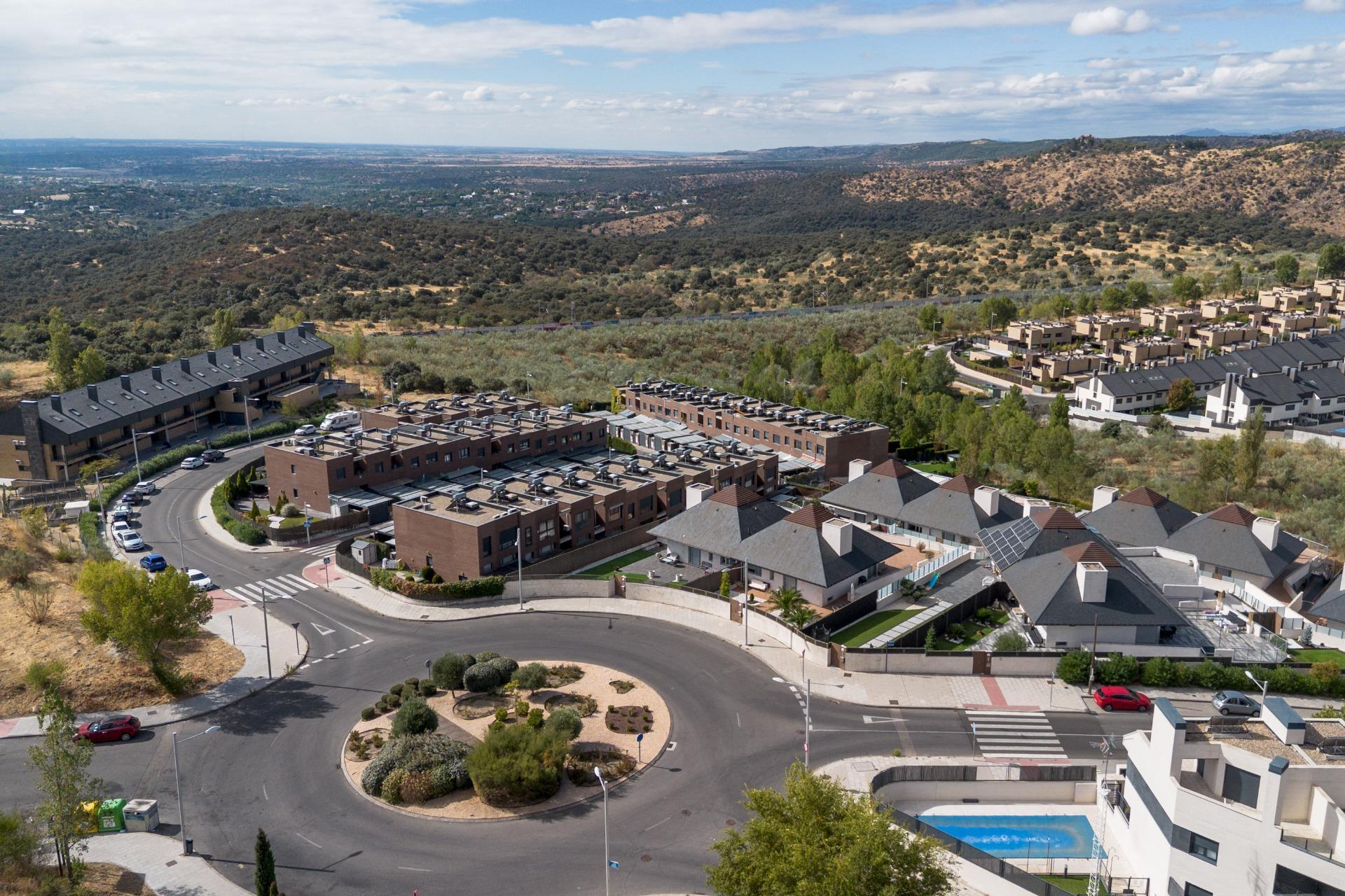 EXCLUSIVO CHALET DE LUJO EN TORRELODONES