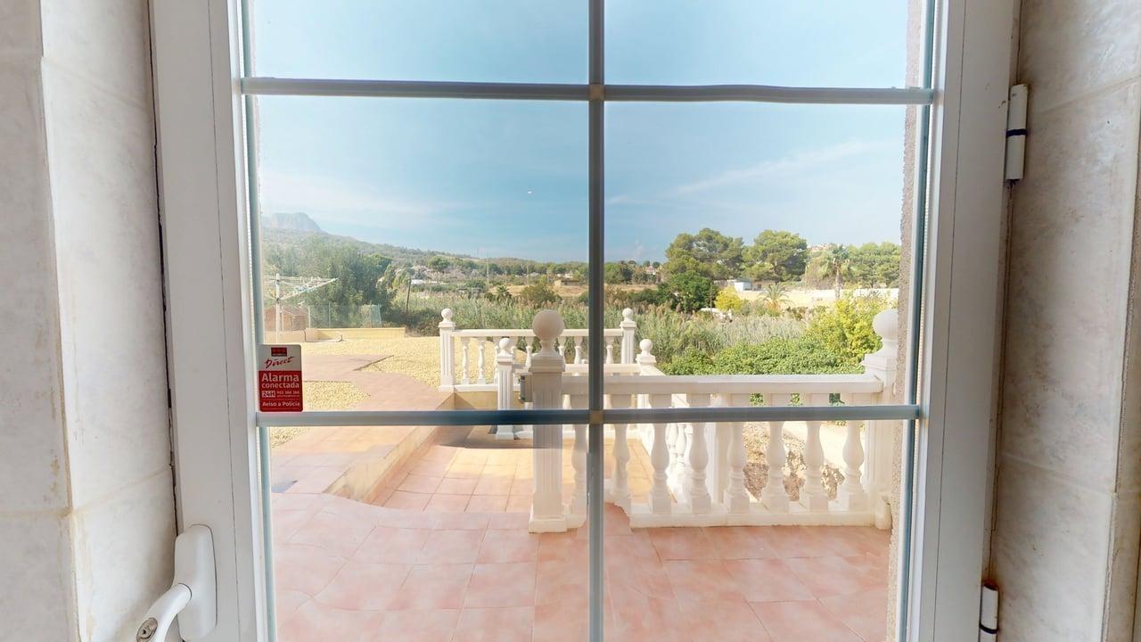Finca con apartamento independiente ? a solo 10 minutos del mar en Alfaz del Pi
