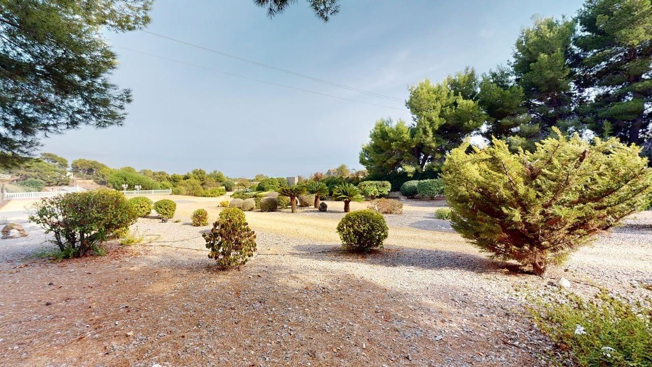 Finca con apartamento independiente ? a solo 10 minutos del mar en Alfaz del Pi
