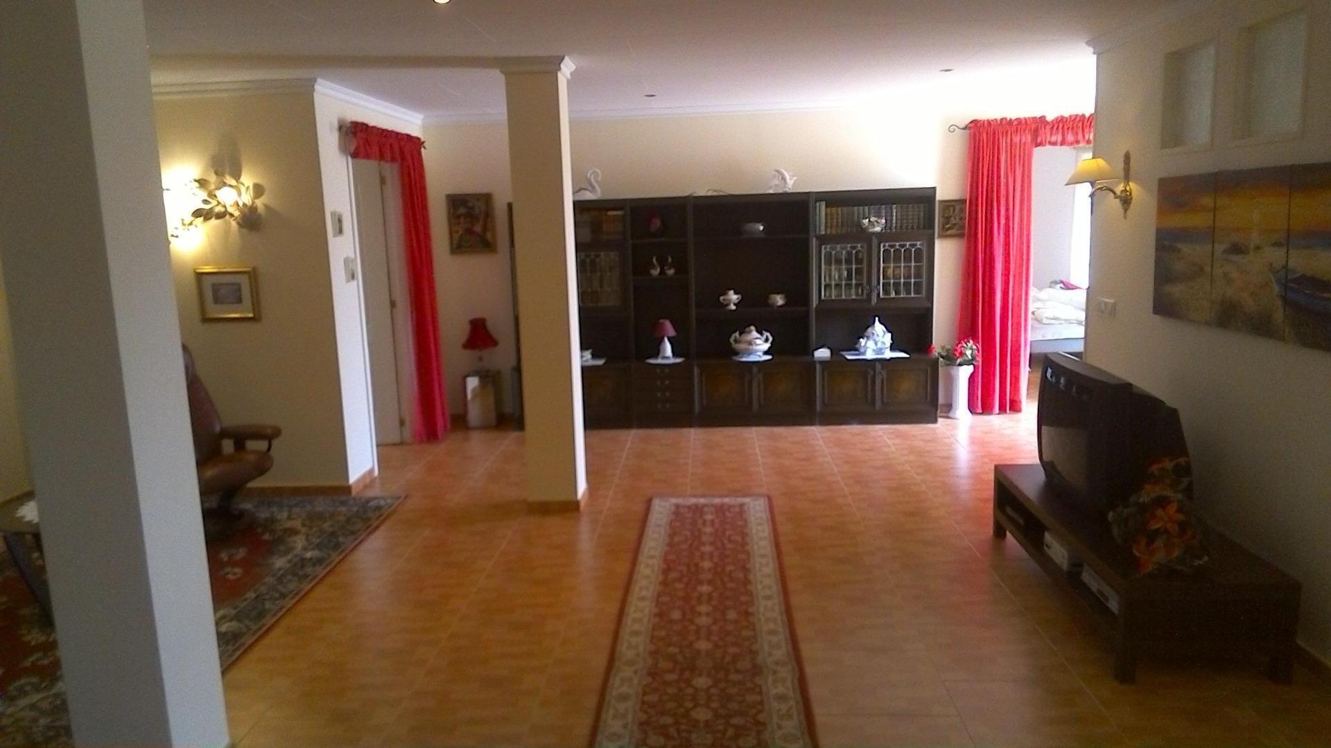 Finca con apartamento independiente ? a solo 10 minutos del mar en Alfaz del Pi