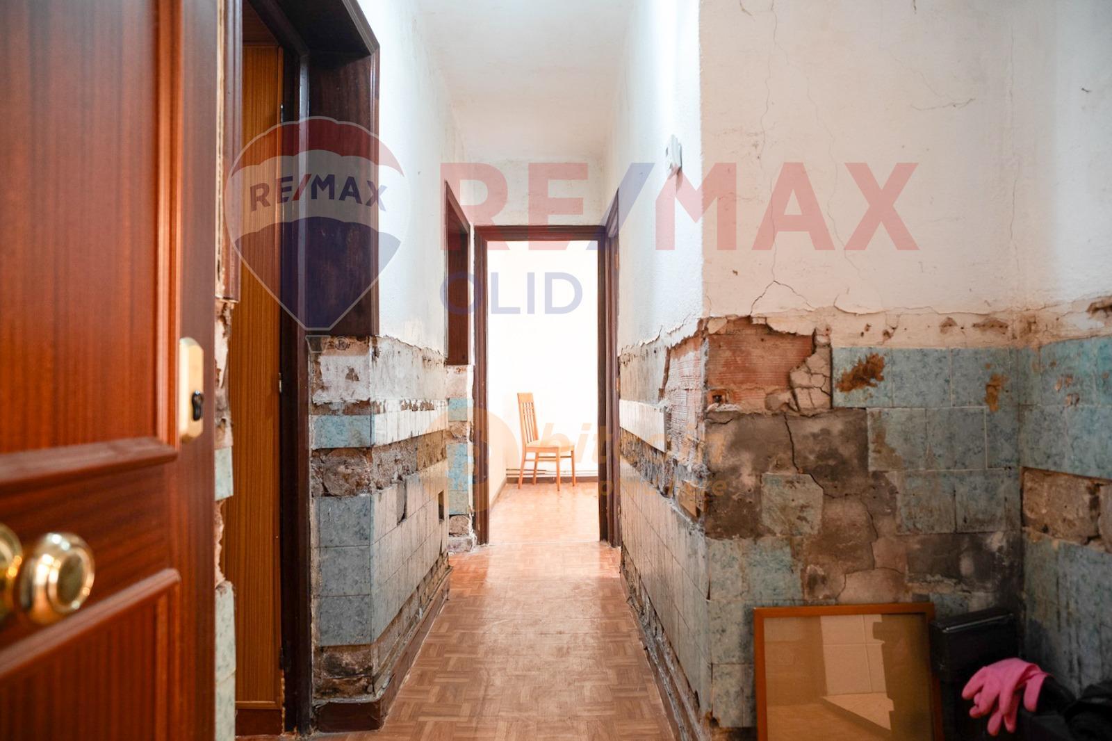 BAJO PARA REFORMA INTEGRAL EN JUAN XXIII, TORRELAVEGA