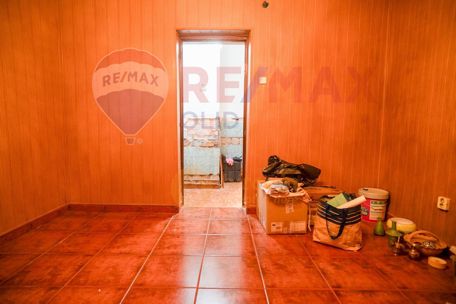 BAJO PARA REFORMA INTEGRAL EN JUAN XXIII, TORRELAVEGA