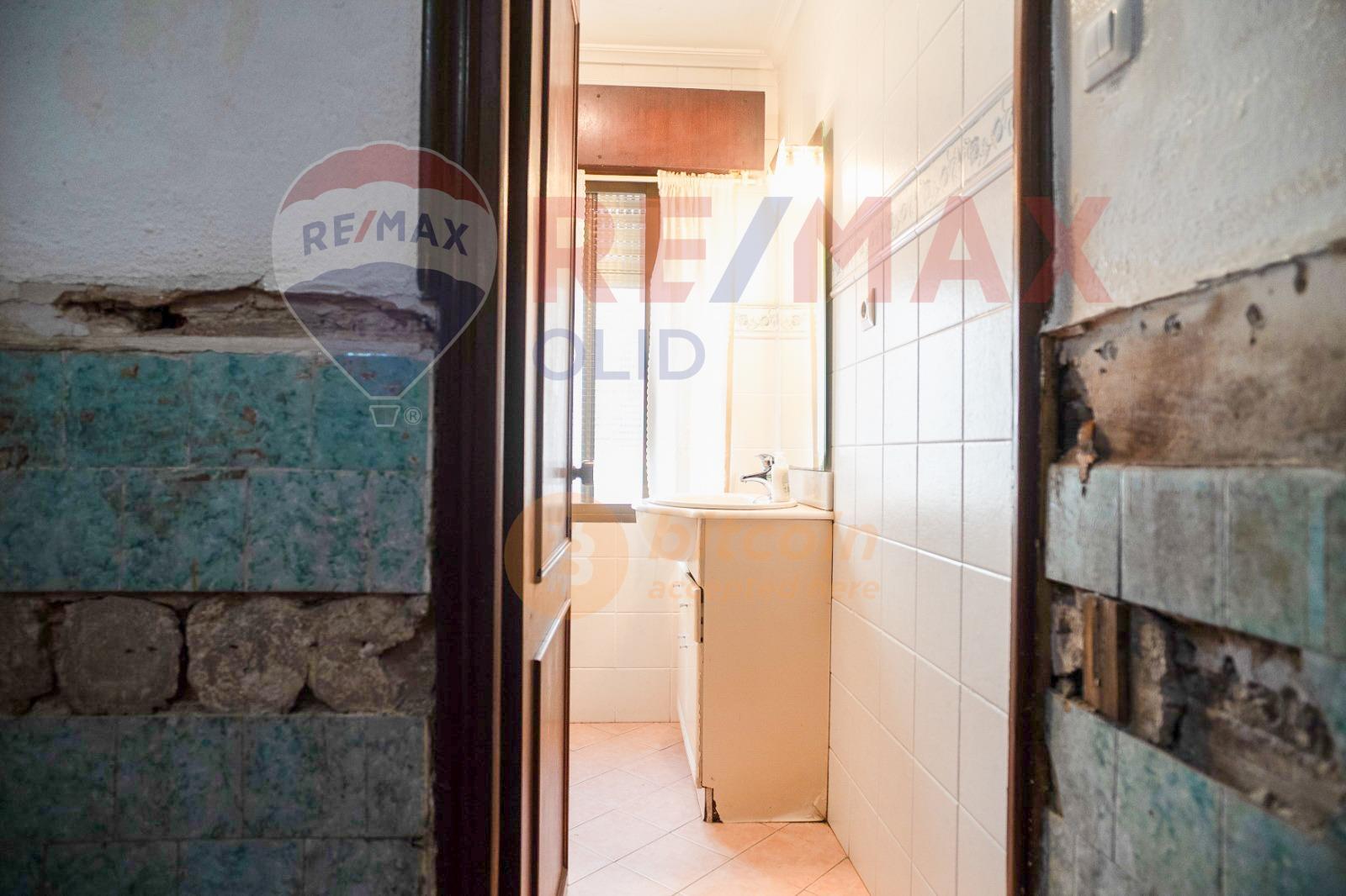 BAJO PARA REFORMA INTEGRAL EN JUAN XXIII, TORRELAVEGA