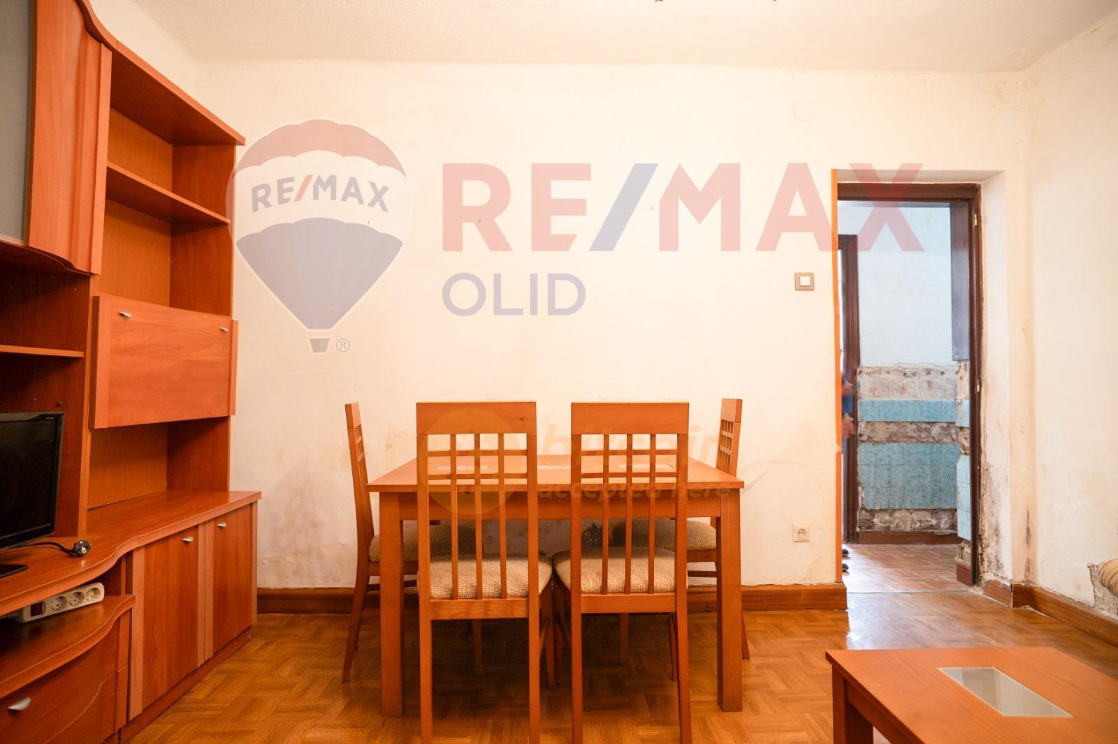 BAJO PARA REFORMA INTEGRAL EN JUAN XXIII, TORRELAVEGA