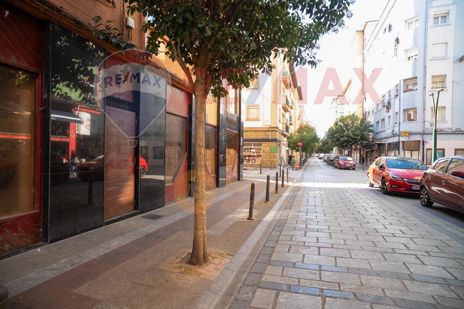 BAJO PARA REFORMA INTEGRAL EN JUAN XXIII, TORRELAVEGA