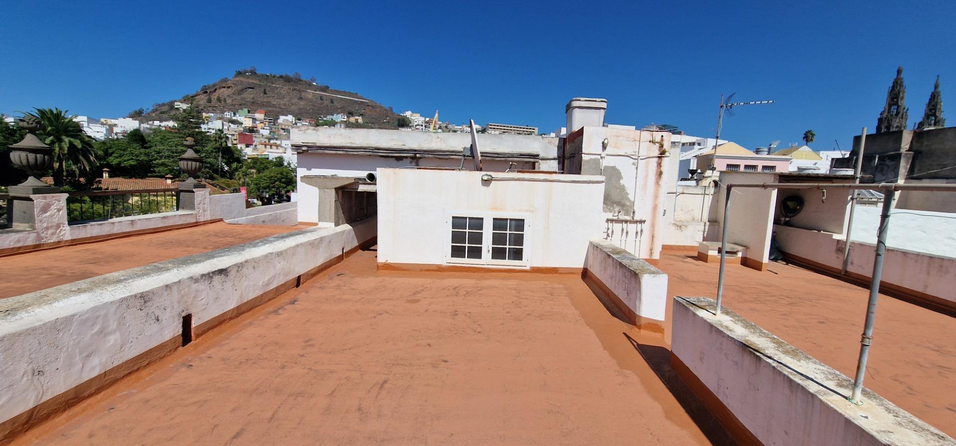 Villa in Arucas