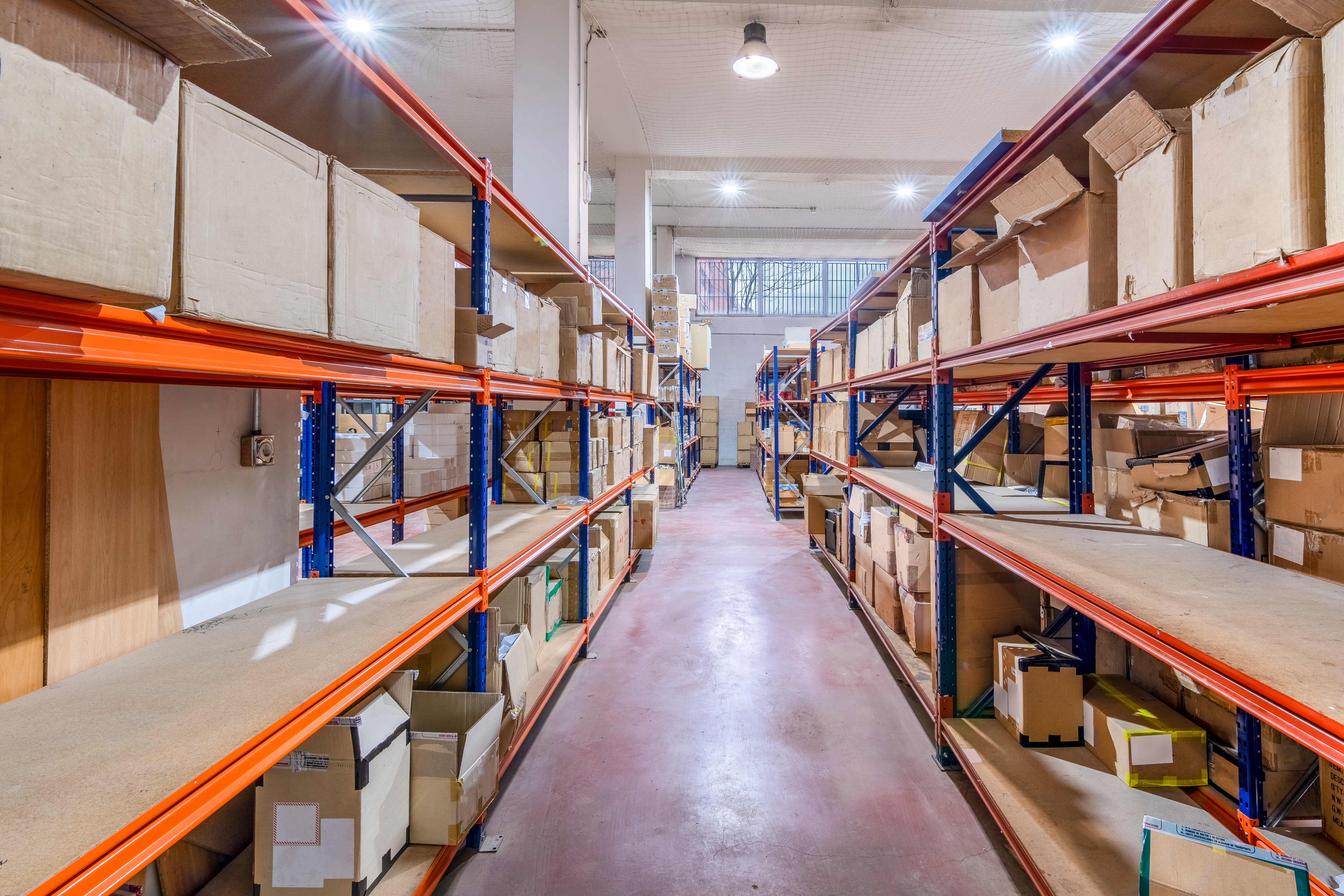 NAVE INDUSTRIAL