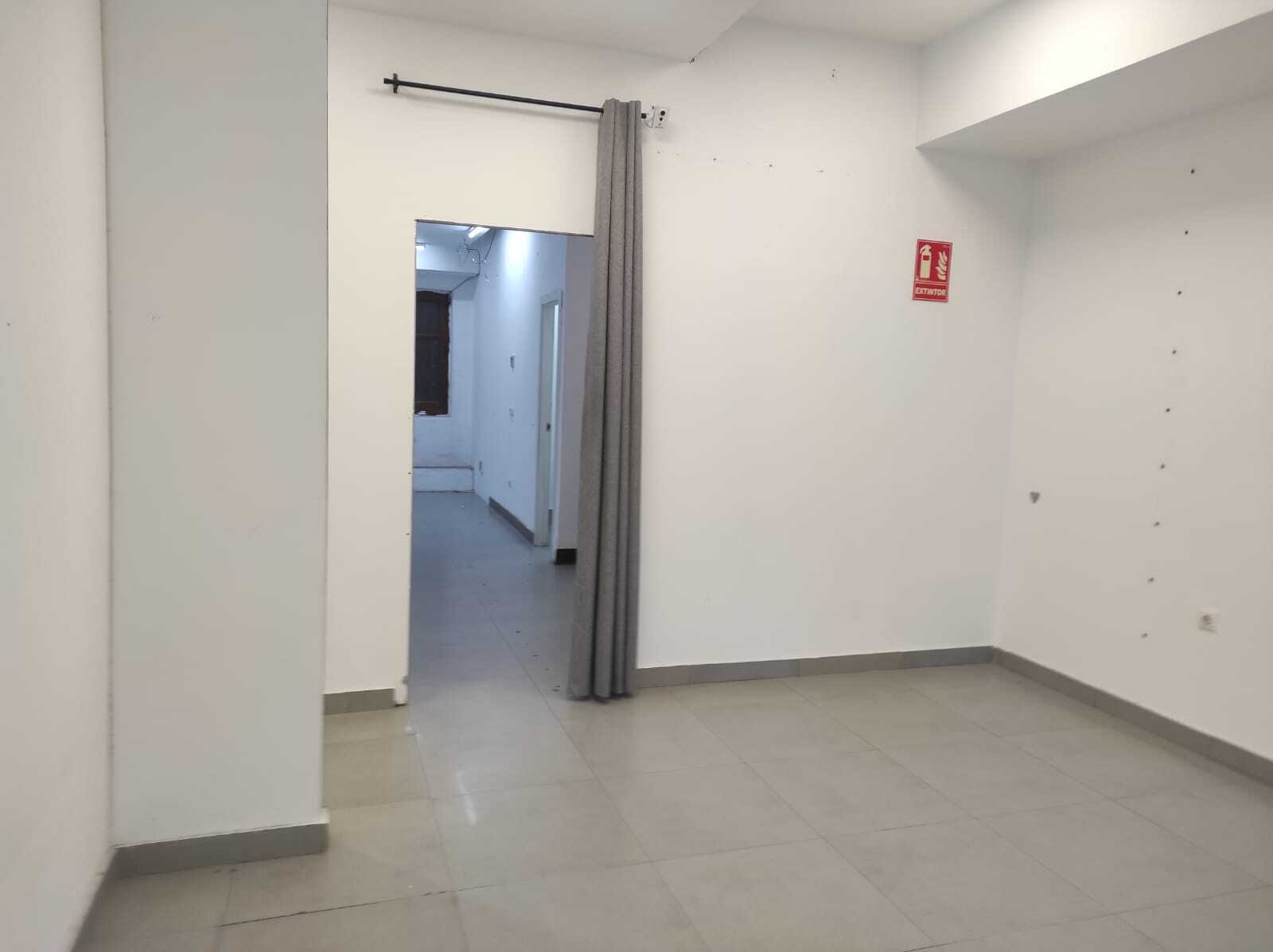 Locales-Alquiler-Salamanca-1885351-Foto-3