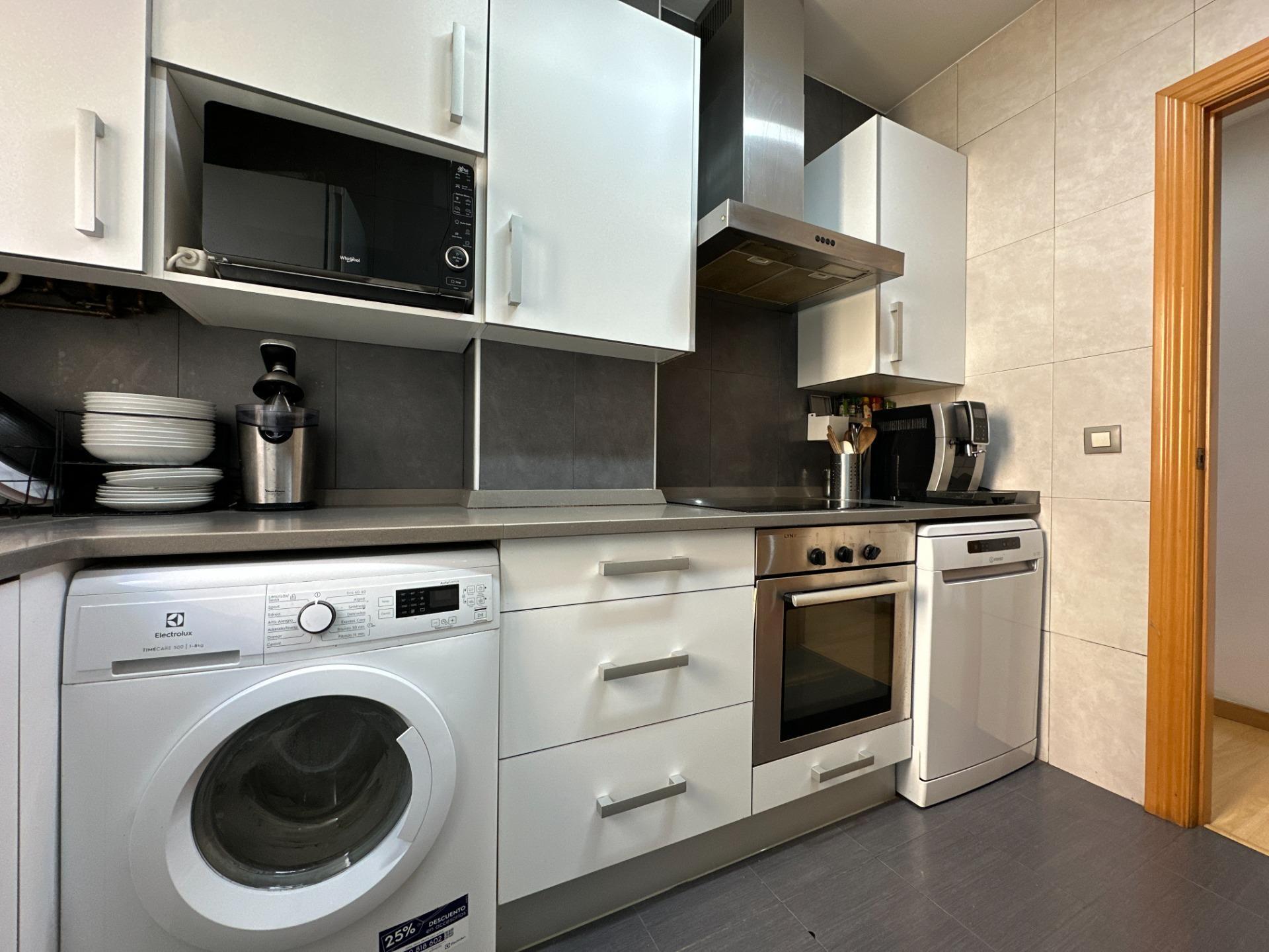 ¡Exclusivo Piso Céntrico en Calle Miguel Servet, Zaragoza: Tu Nuevo Hogar Listo para Disfrutar!