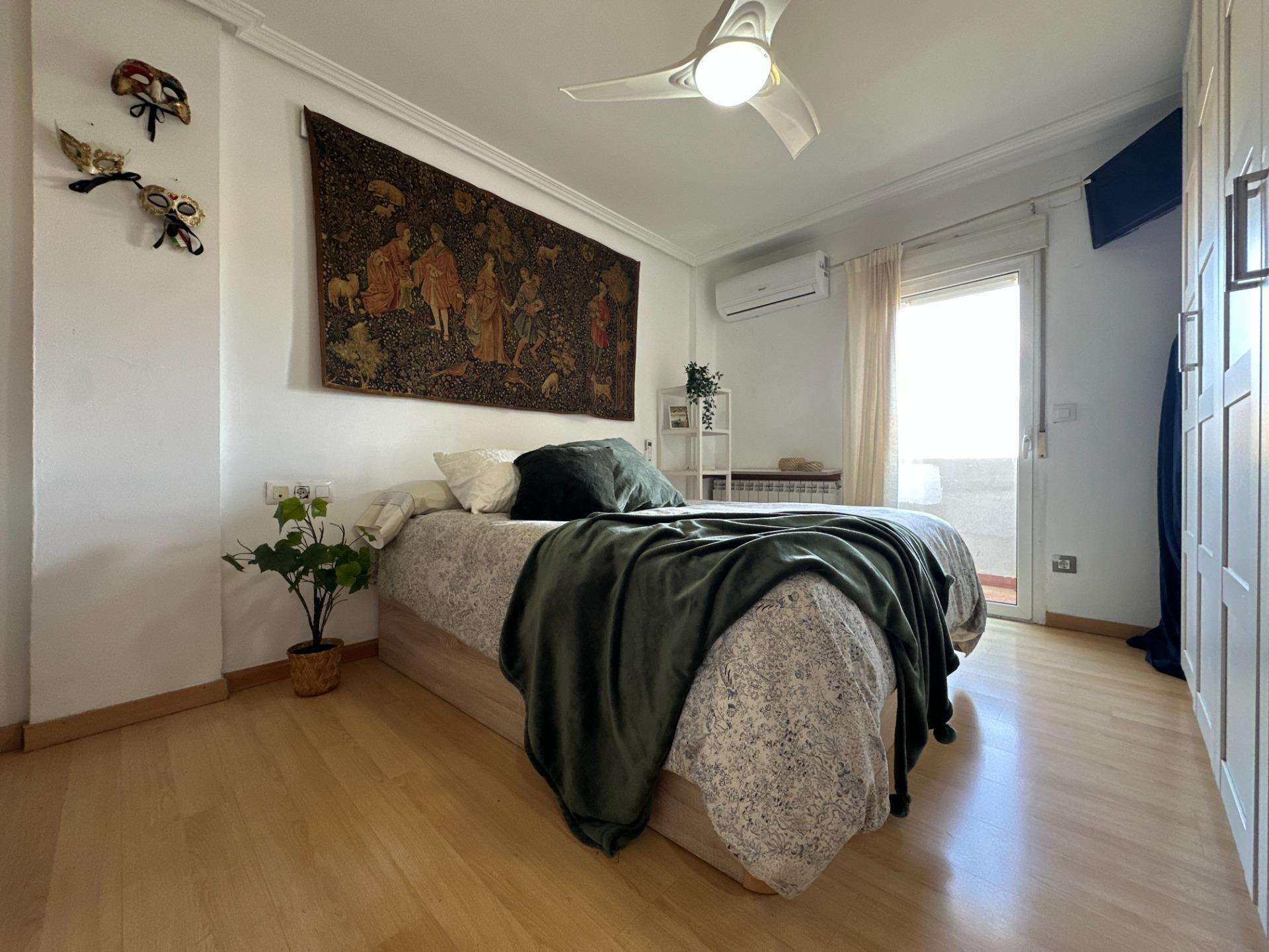 ¡Exclusivo Piso Céntrico en Calle Miguel Servet, Zaragoza: Tu Nuevo Hogar Listo para Disfrutar!