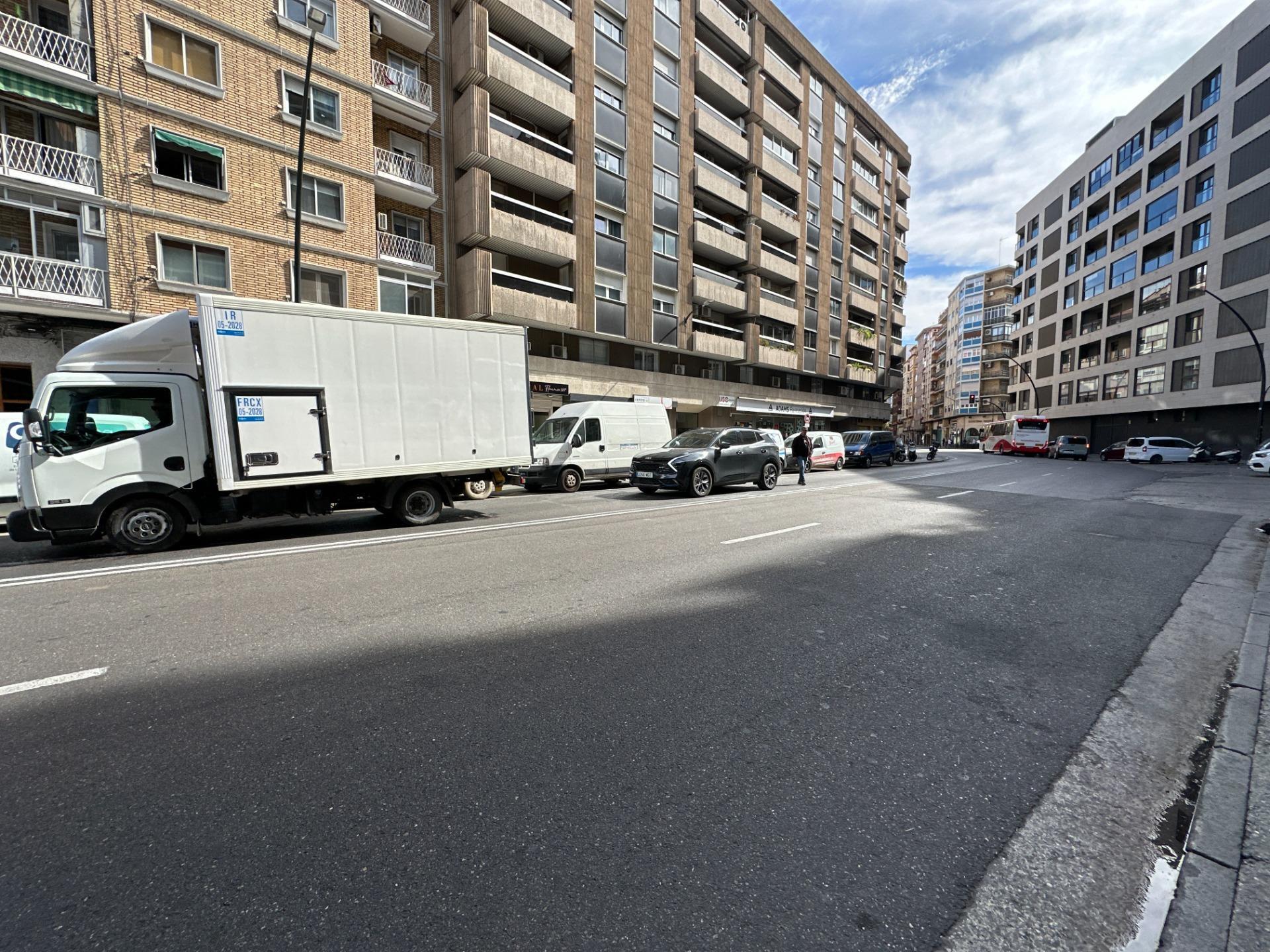 ¡Exclusivo Piso Céntrico en Calle Miguel Servet, Zaragoza: Tu Nuevo Hogar Listo para Disfrutar!