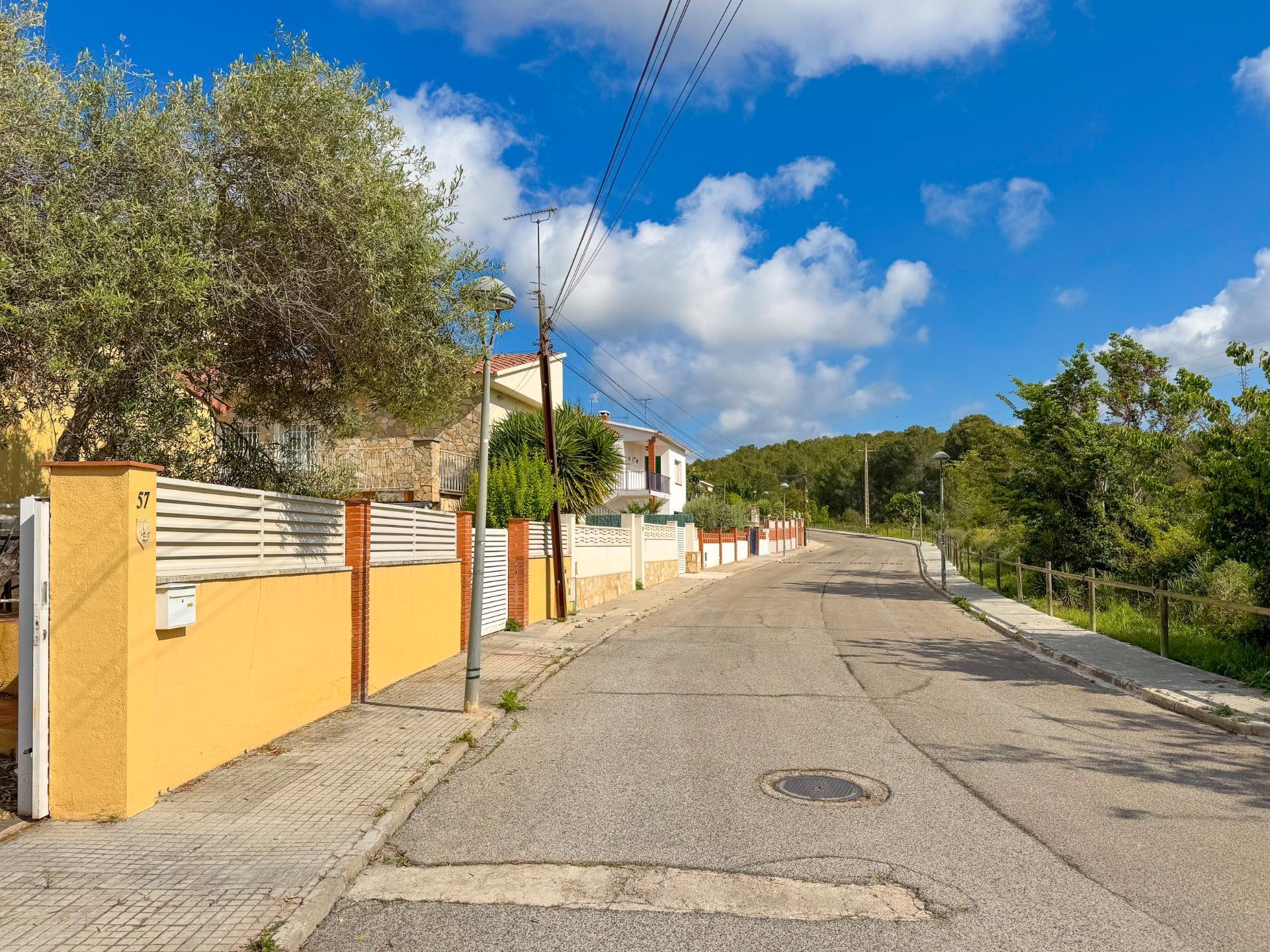 Villa in La Pobla de Montornes