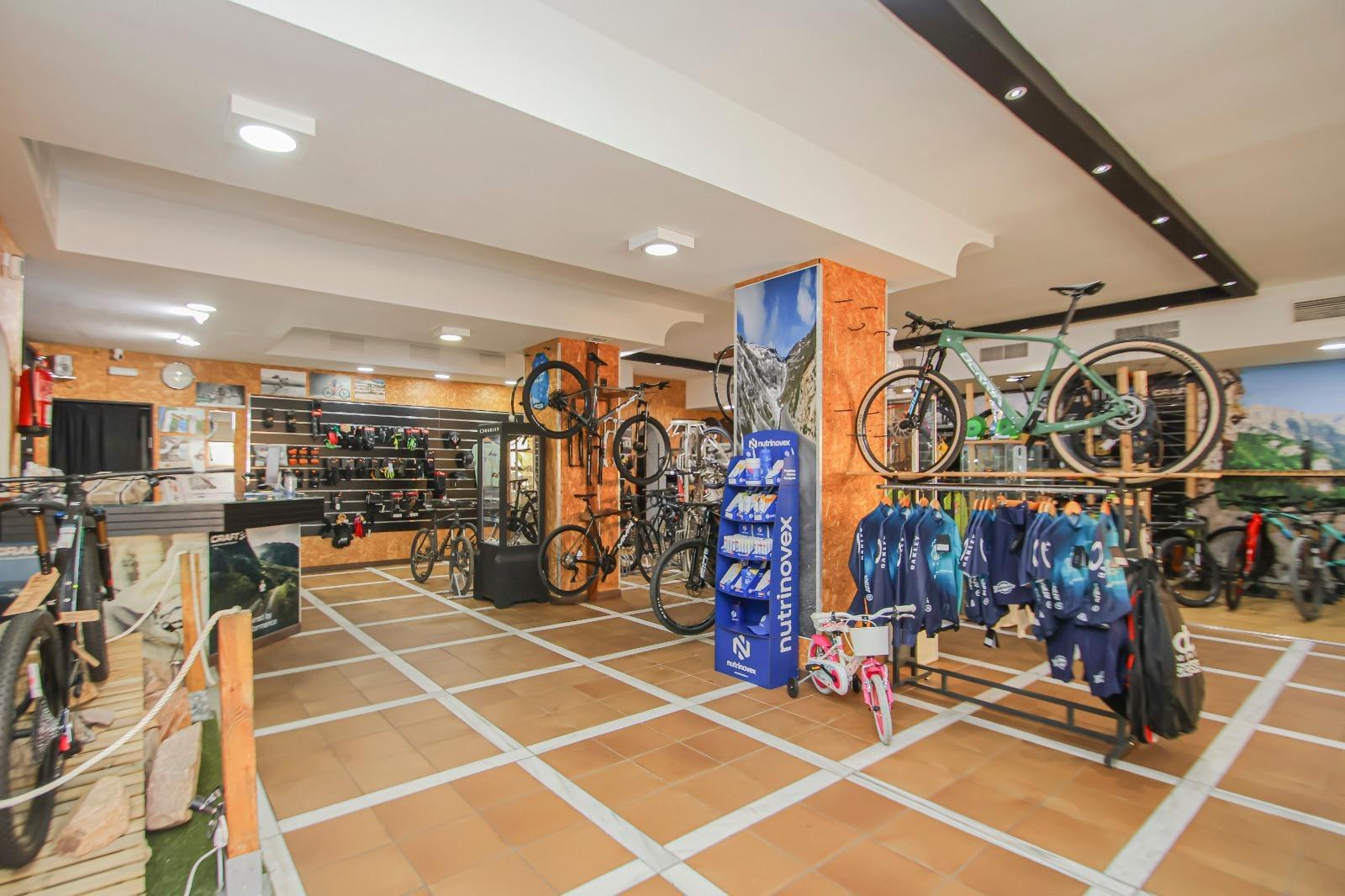 LOCAL COMERCIAL BORMUJOS