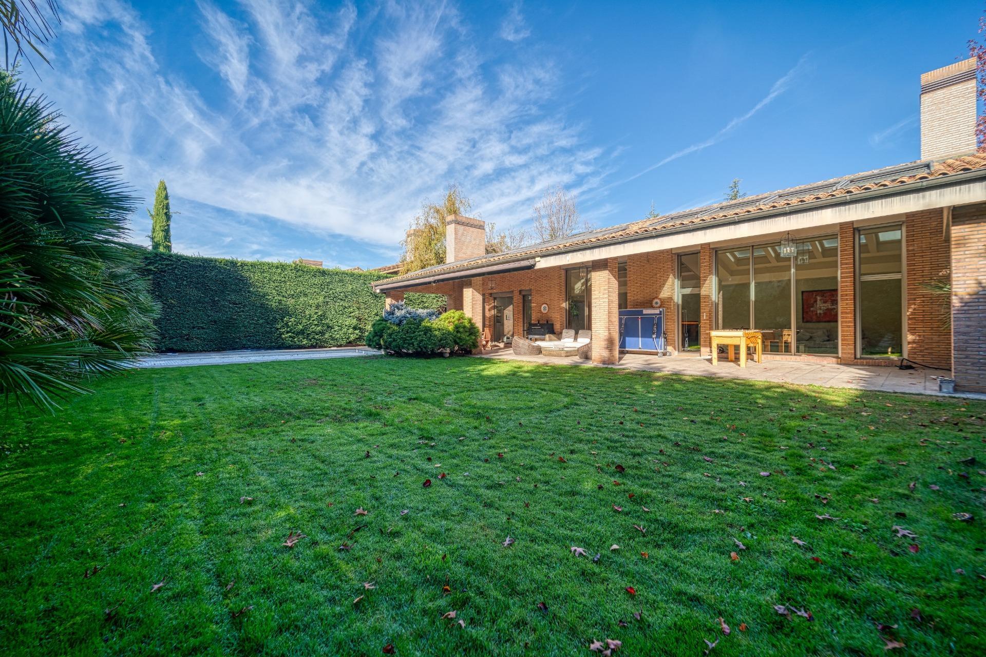 Casas o chalets en Pozuelo de Alarcon, La finca