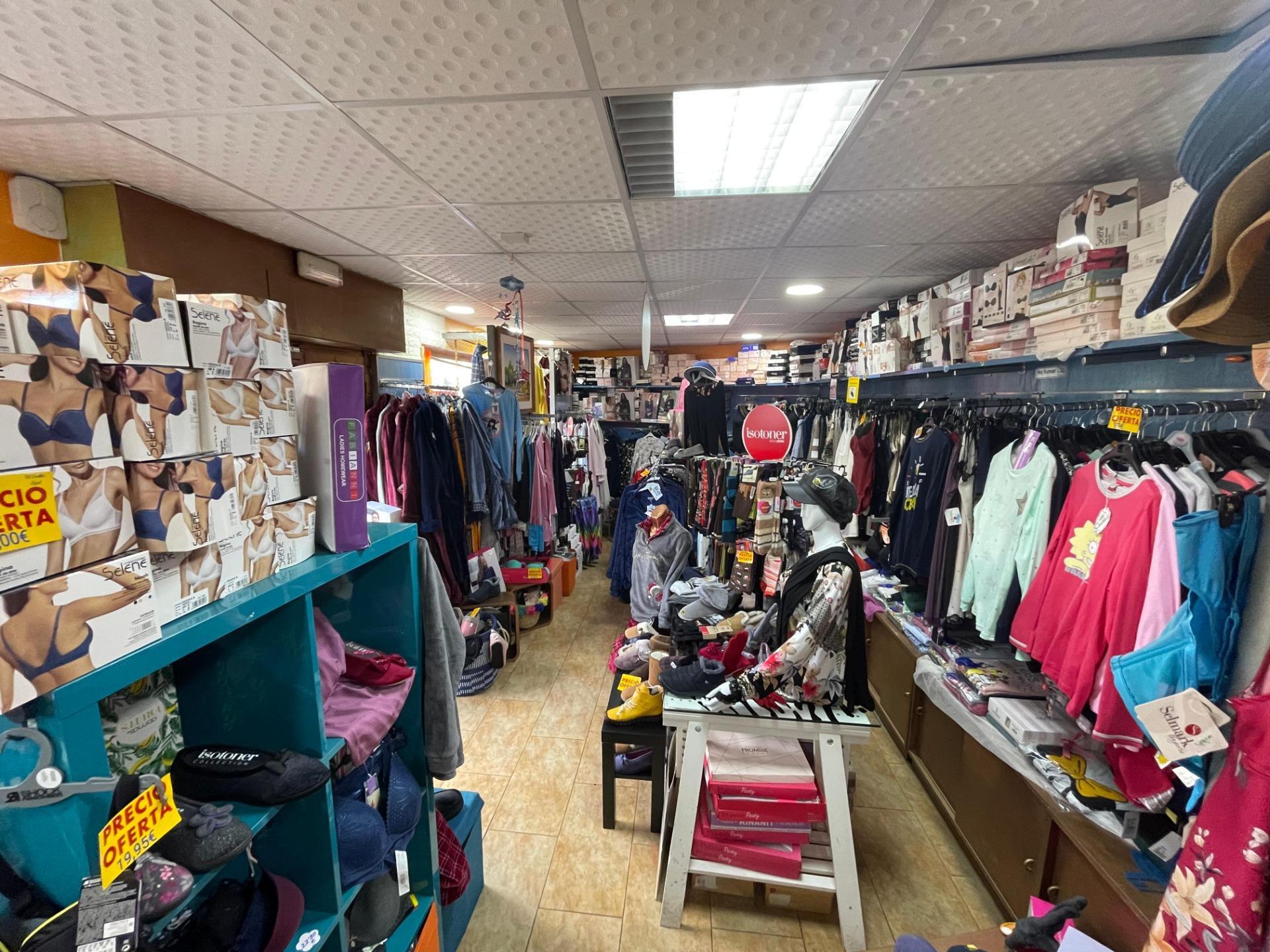 ^**^EXCELENTE OPORTUNIDAD, LOCAL COMERCIAL EN MORALZARZAL^**^ Oportunidad única de adquirir un local