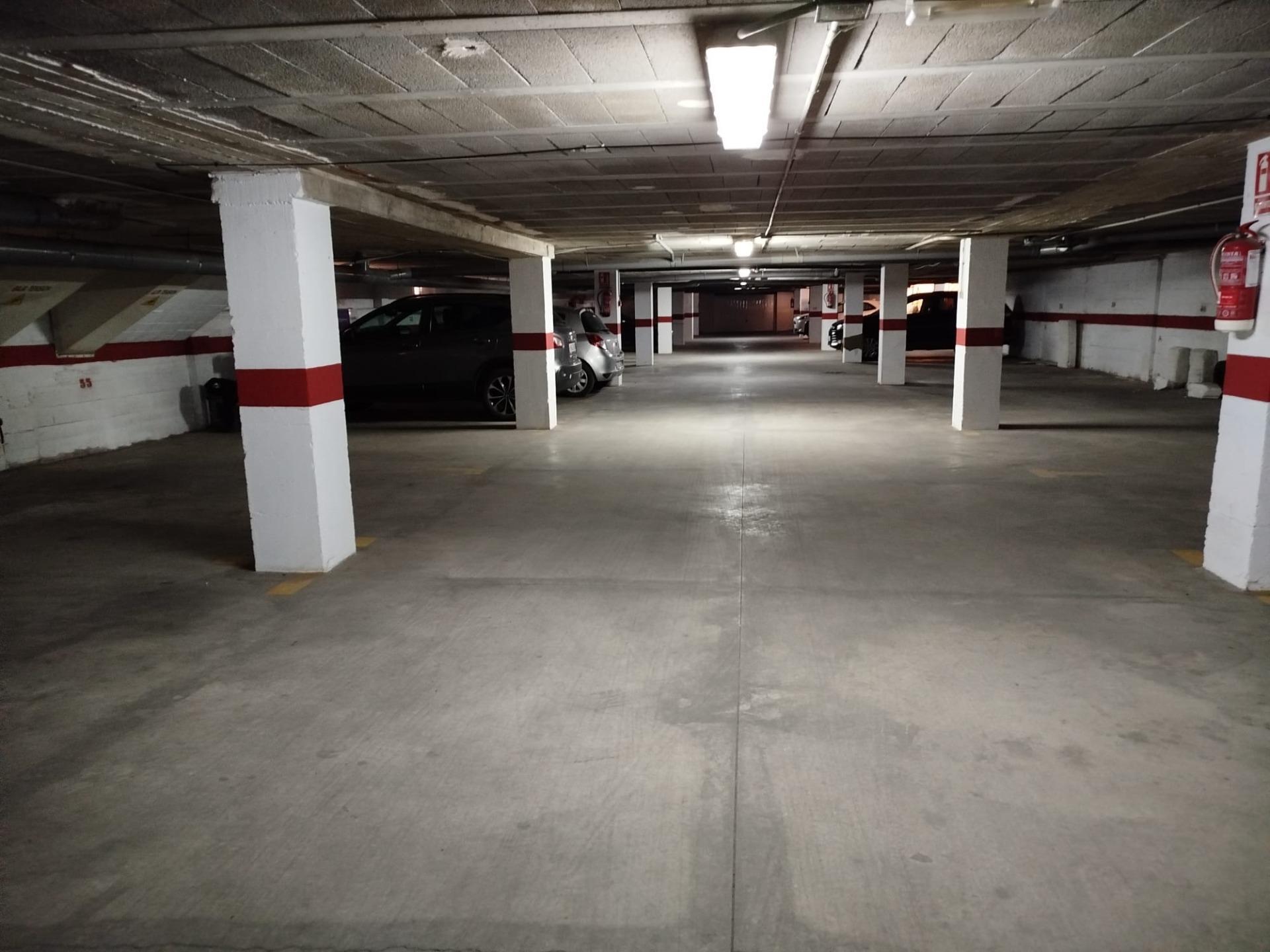 Piso en LO PAGÁN 4 dormitorios, parking y piscina