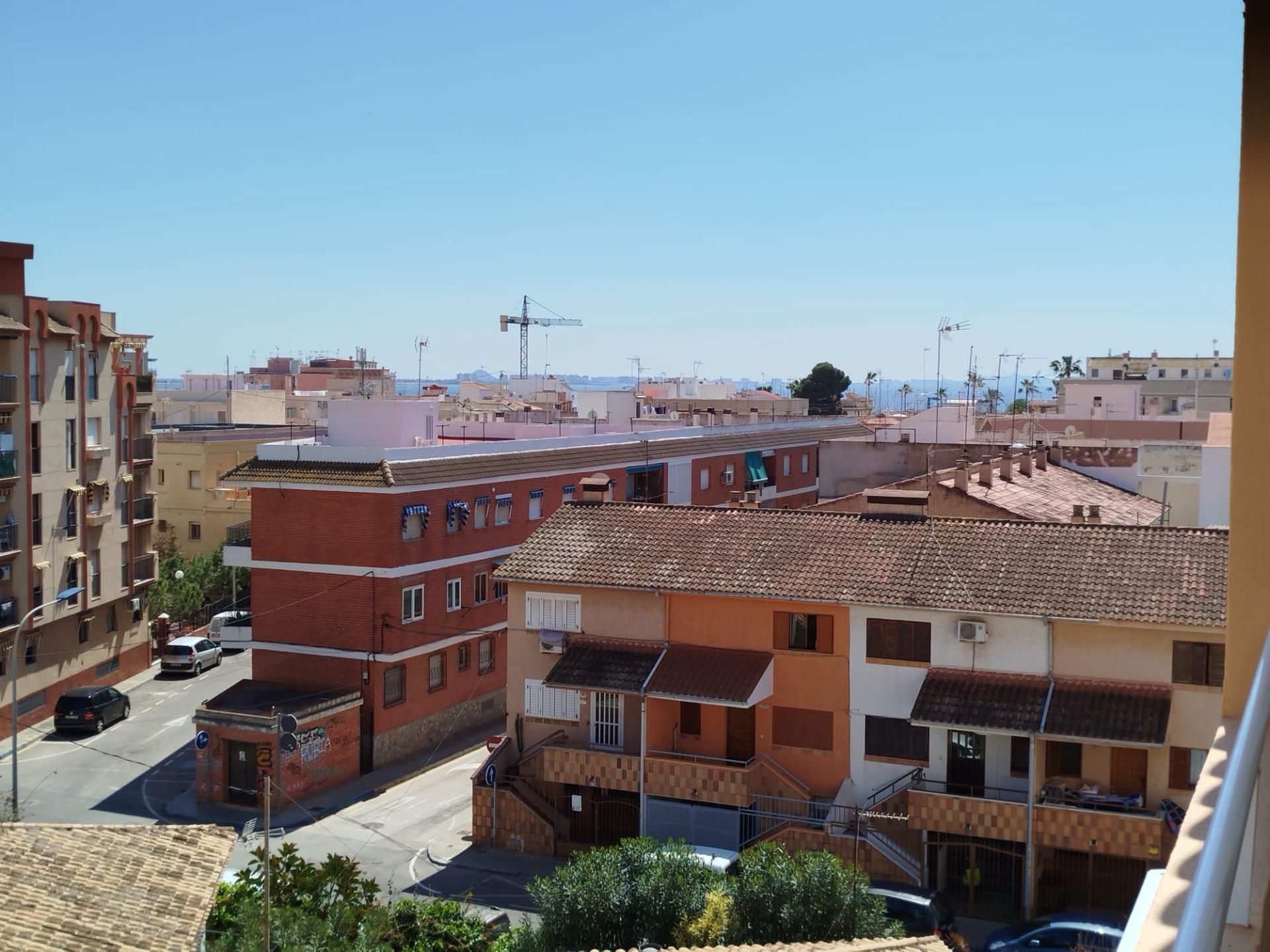 Piso en LO PAGÁN 4 dormitorios, parking y piscina