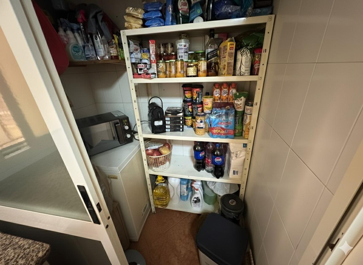 ¡OPORTUNIDAD ÚNICA! Piso con Garaje y Terraza