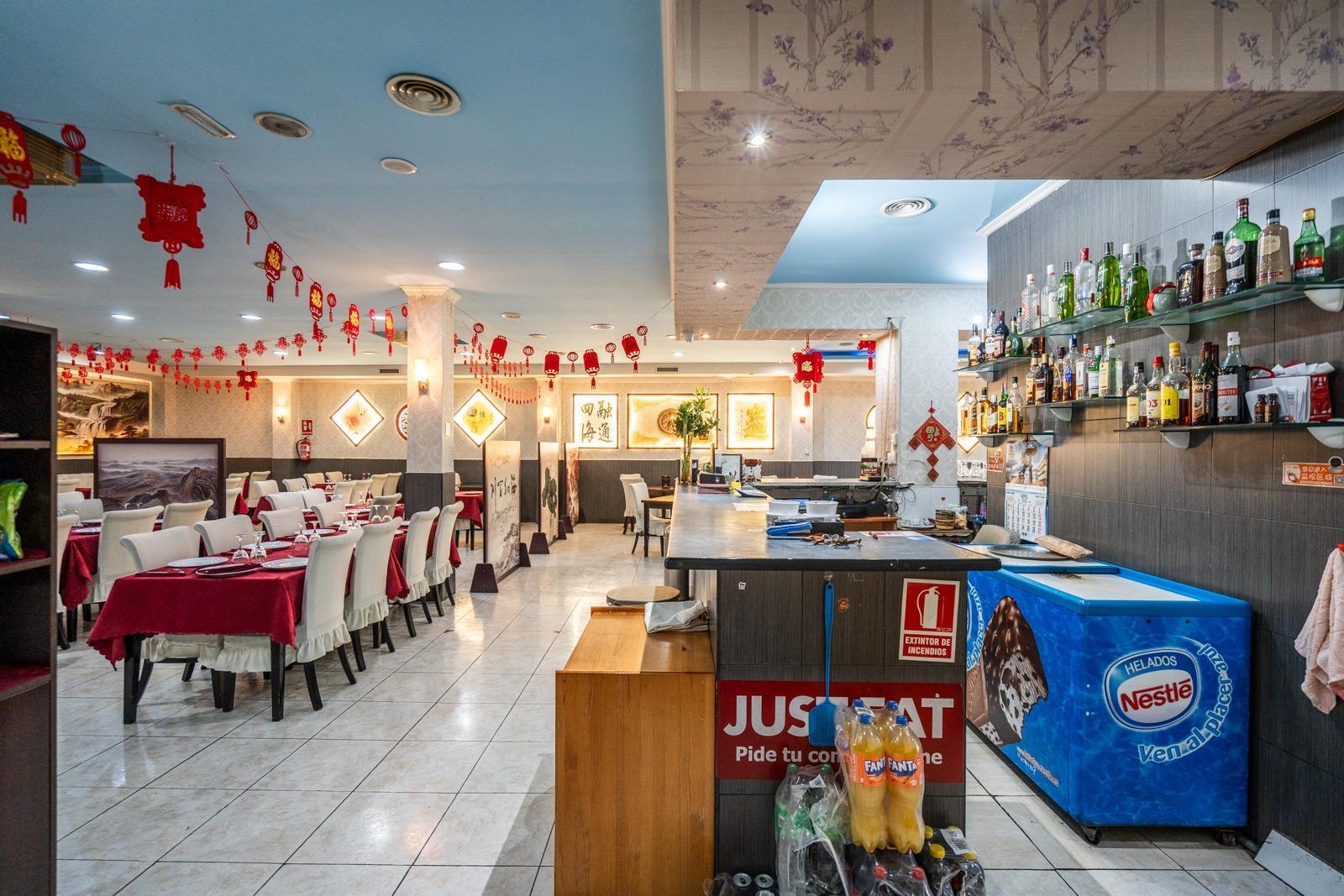 ^**^ FANTÁSTICO RESTAURANTE EN LEGANÉS ? EN RENTABILIDAD O LIBRE DE INQUILINO ^**^ Se vende amplio r