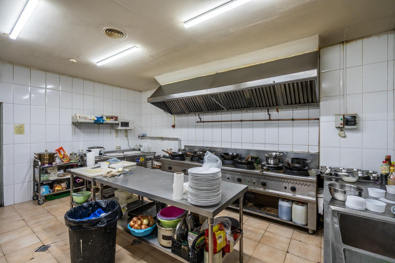 ^**^ FANTÁSTICO RESTAURANTE EN LEGANÉS ? EN RENTABILIDAD O LIBRE DE INQUILINO ^**^ Se vende amplio r