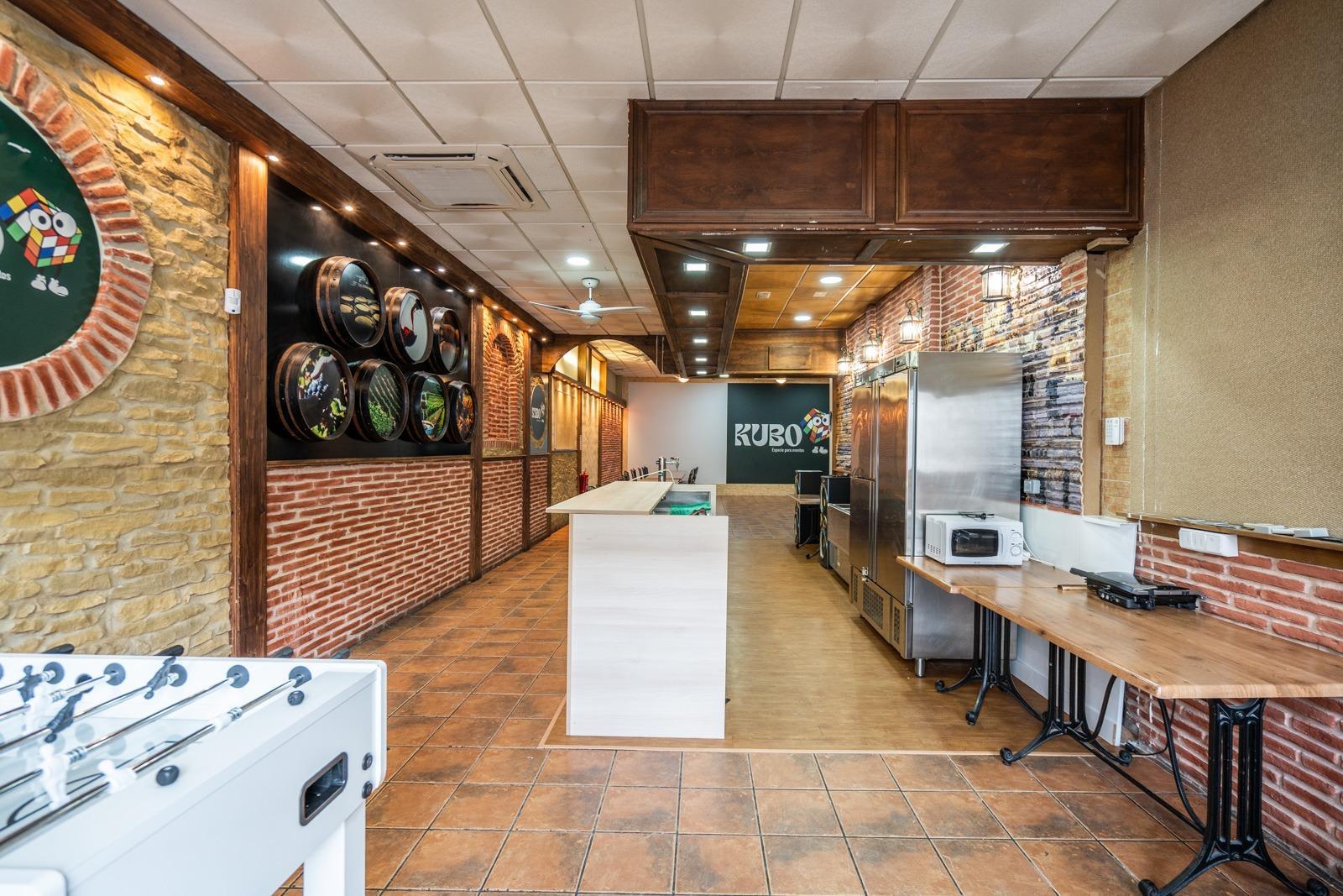 ^**^NAVE COMERCIAL DE 270 M2 CON ALTAS PRESTACIONES EN ZONA ESTRATÉGICA DE MADRID^**^ Increíble opor