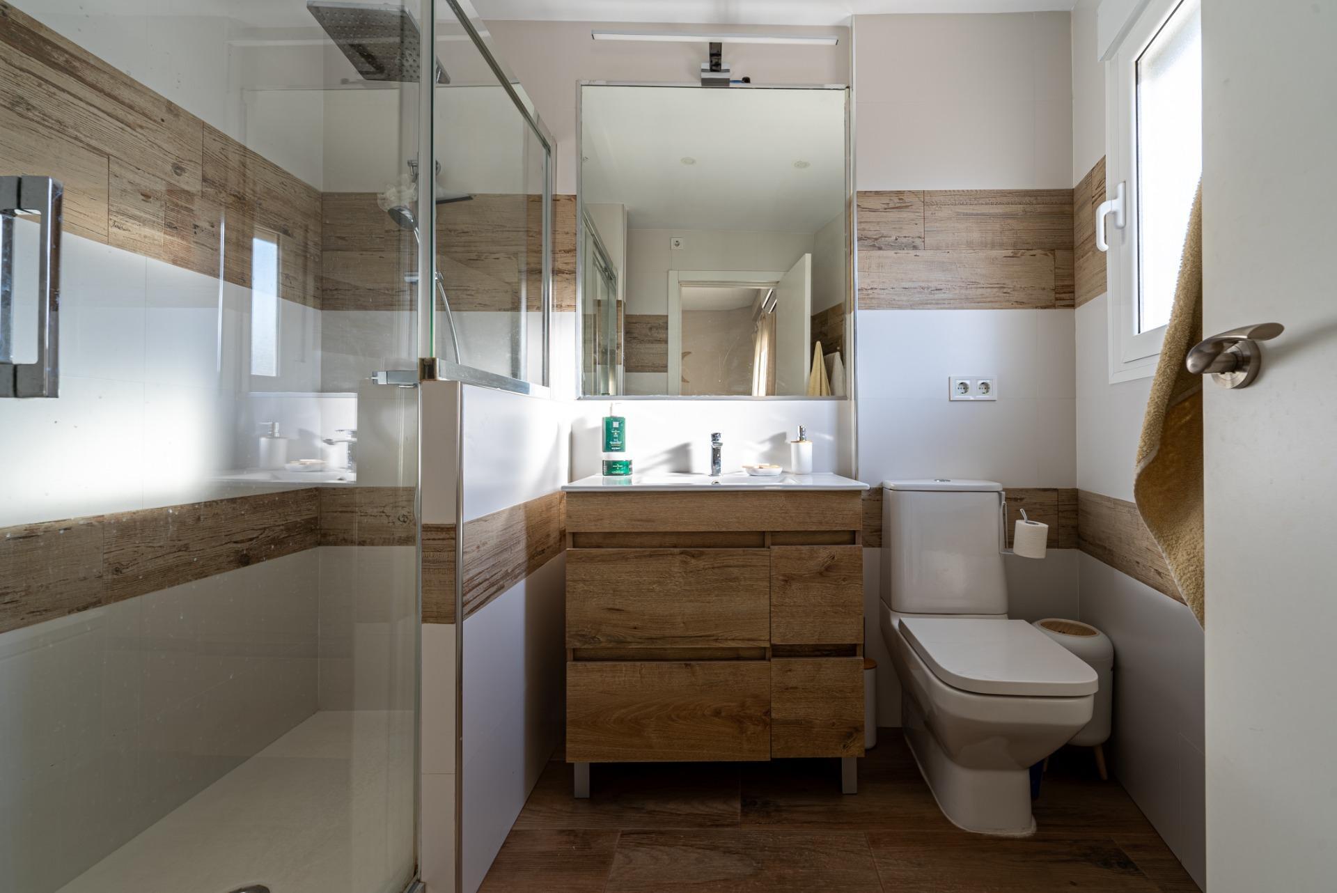 Adosado Tríplex de 4 dormitorios, 3 baños de 260 m2!!!