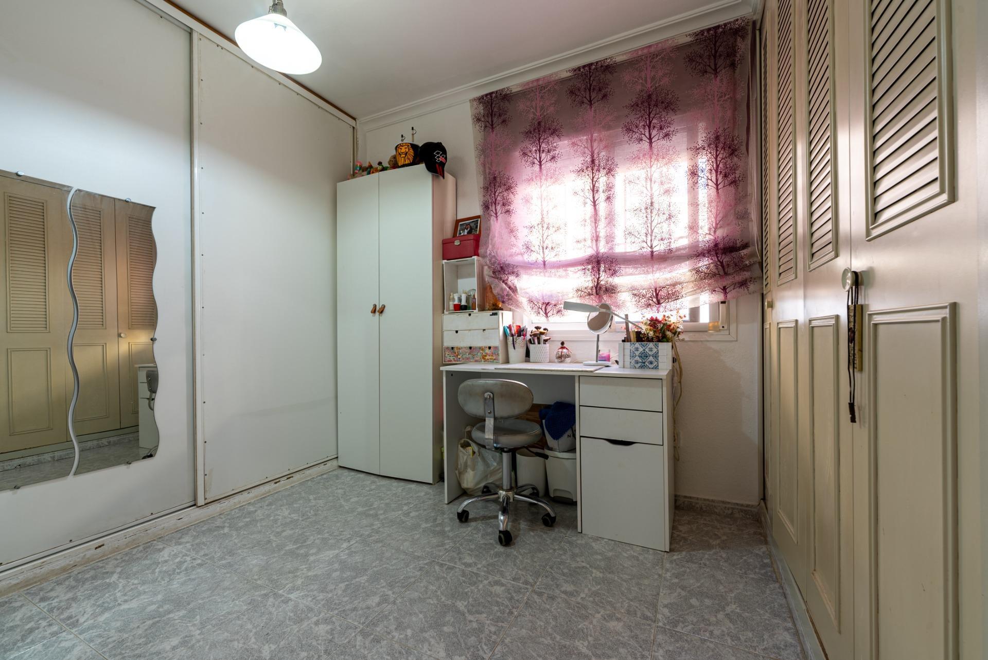 Adosado Tríplex de 4 dormitorios, 3 baños de 260 m2!!!