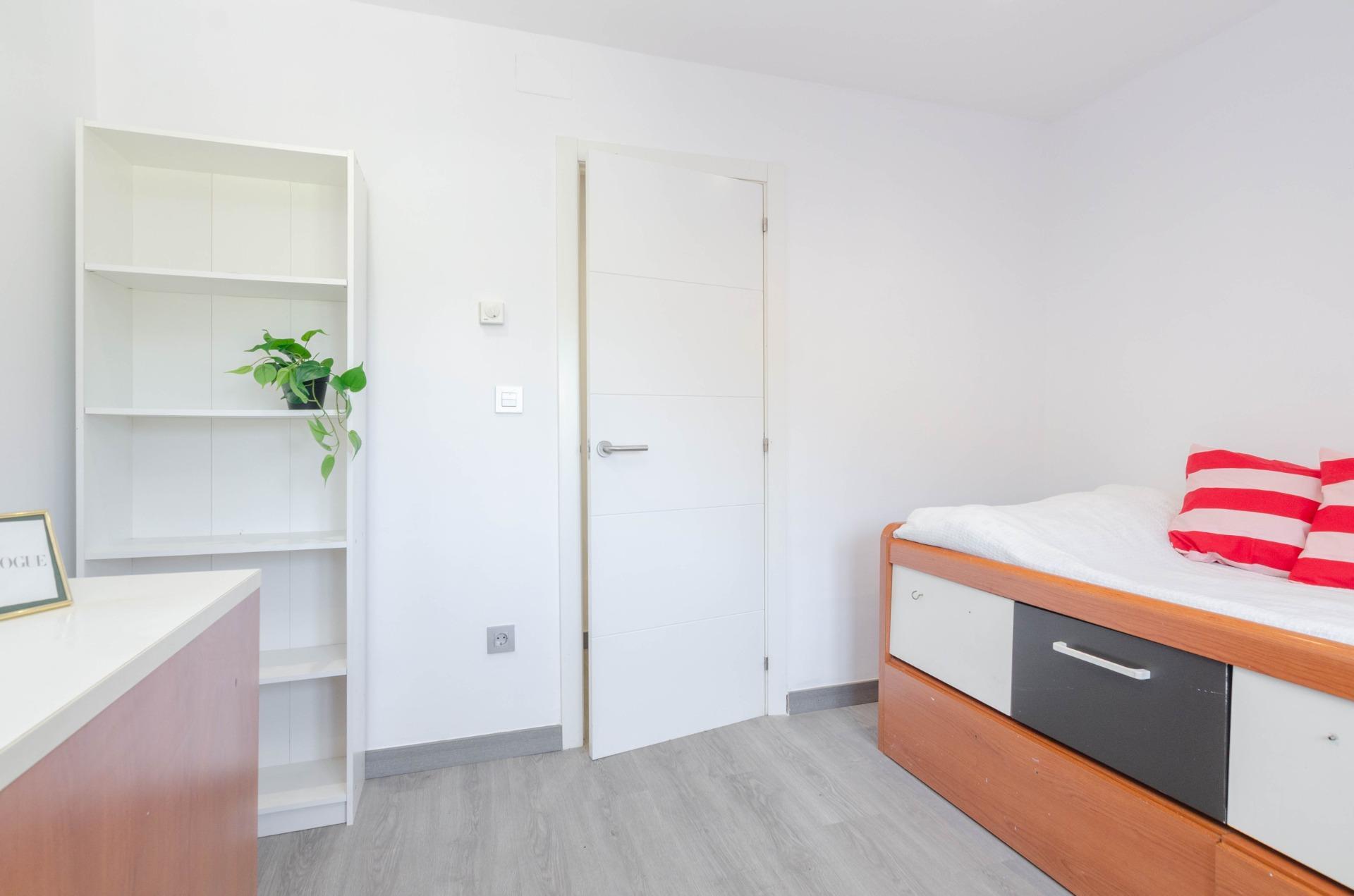 CASA COMPLETAMENTE REFORMADA EN VILLANUEVA, ALLER