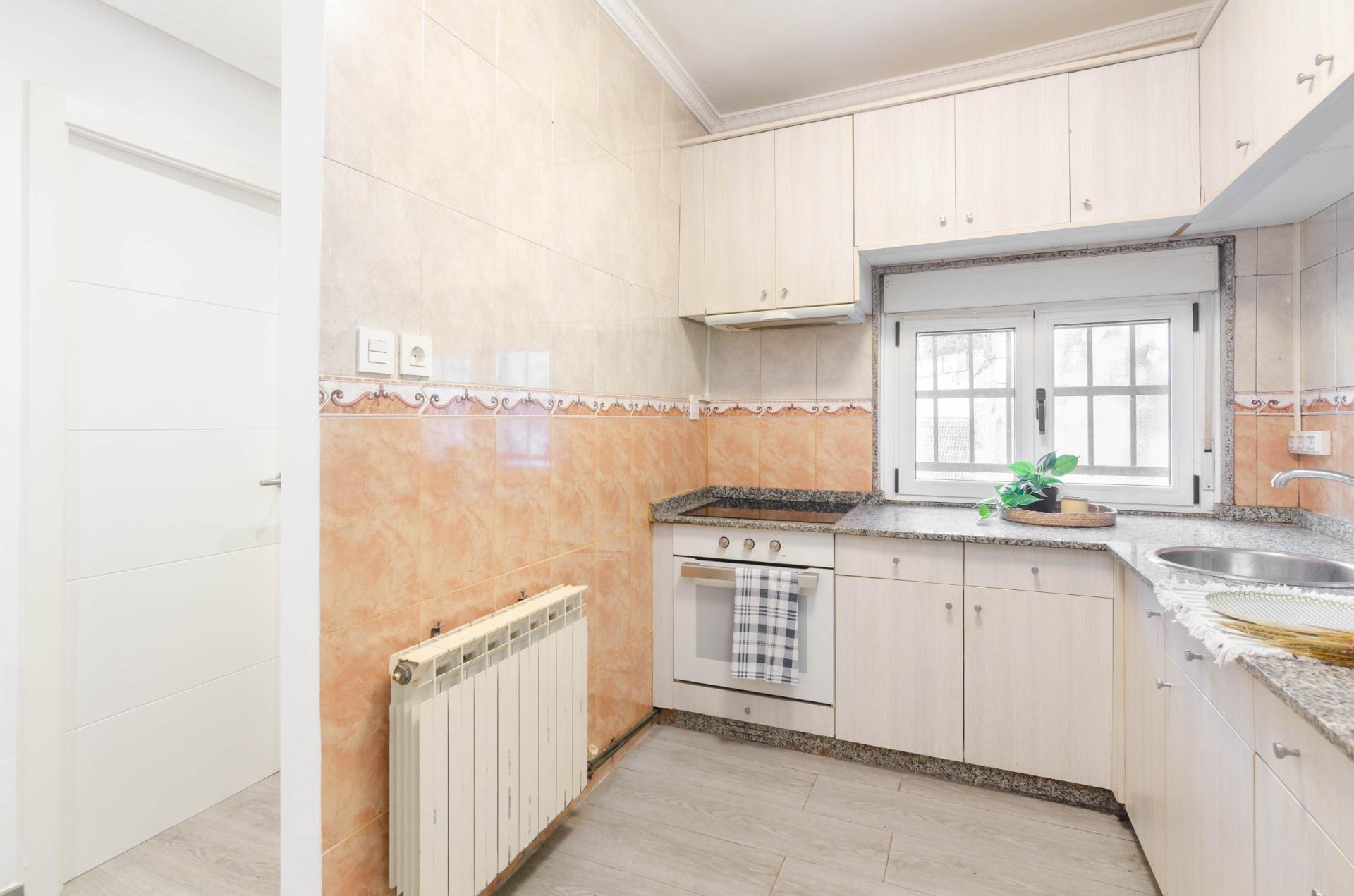 CASA COMPLETAMENTE REFORMADA EN VILLANUEVA, ALLER
