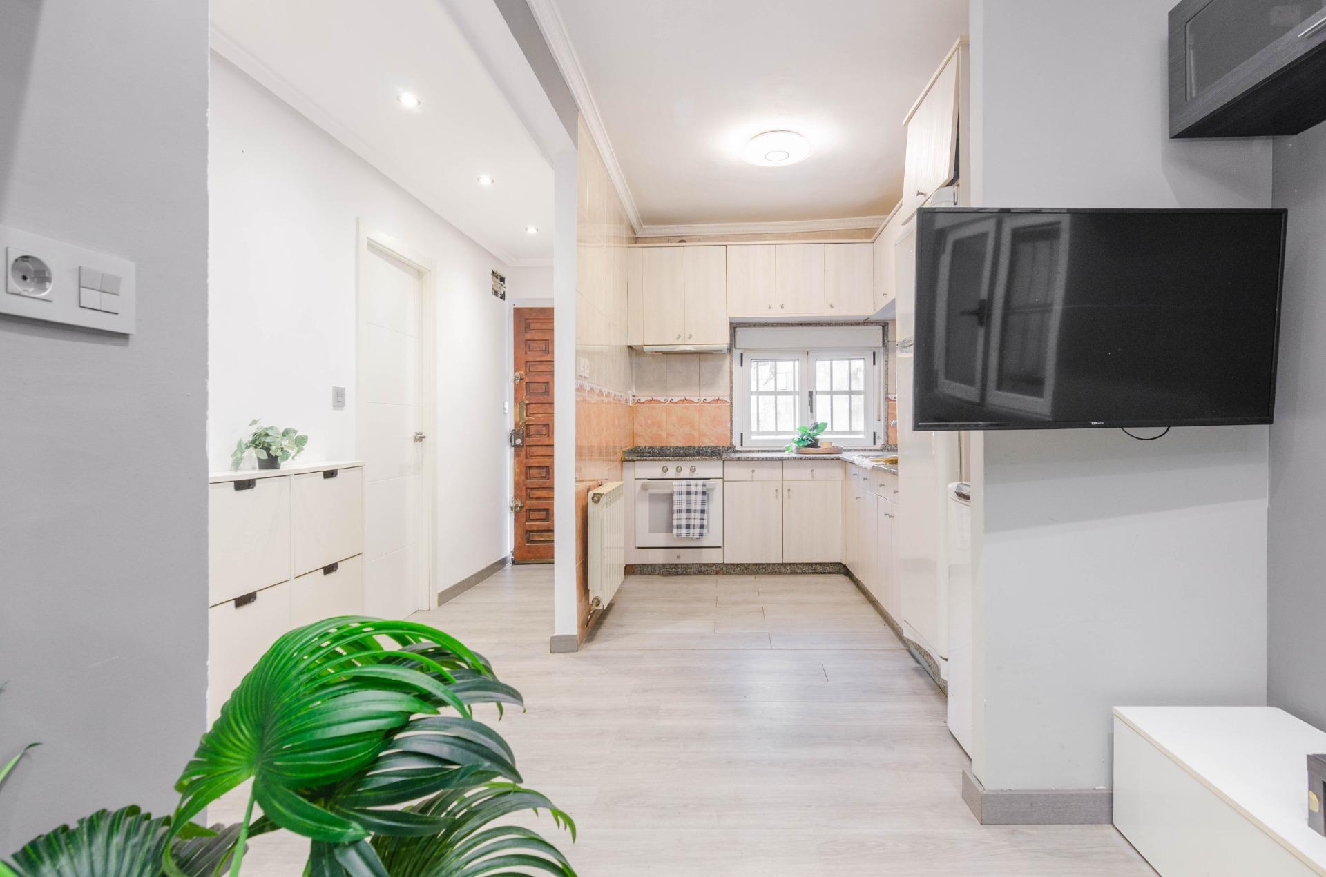 CASA COMPLETAMENTE REFORMADA EN VILLANUEVA, ALLER